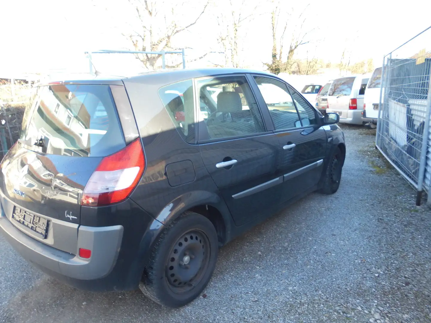 Renault Megane 2.0 Confort Dynamique Automatik Noir - 1