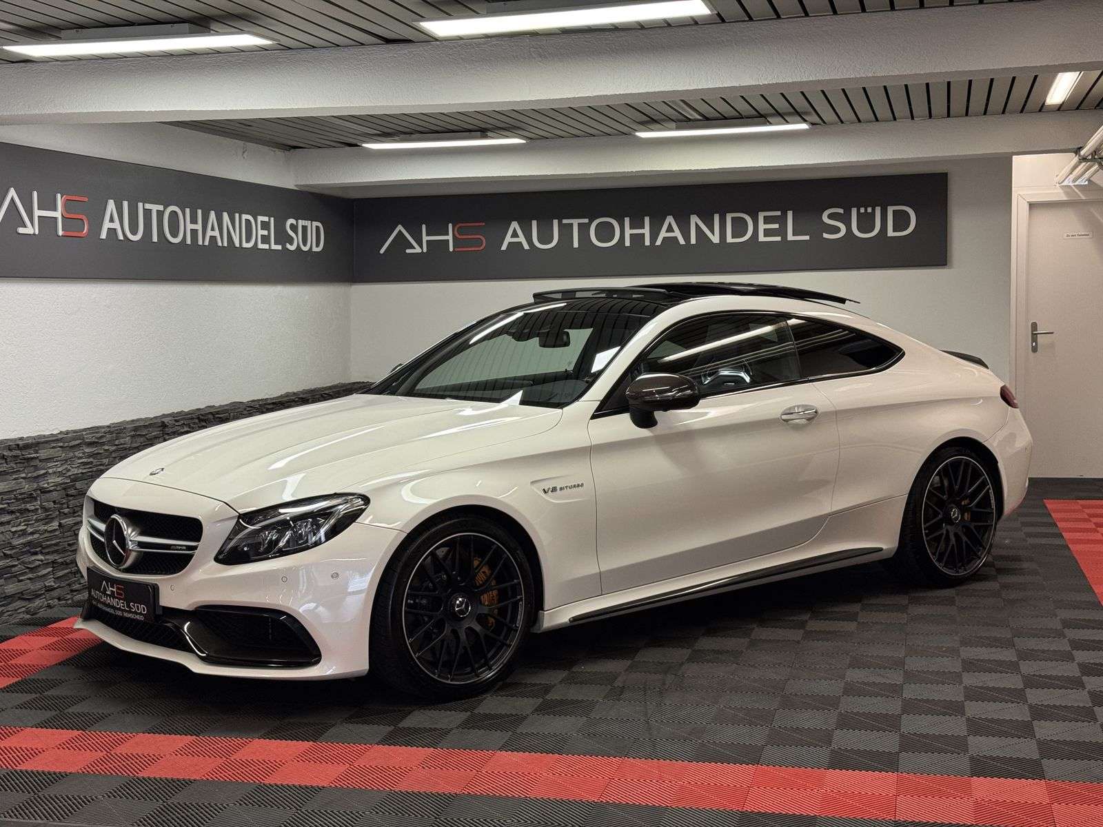 Mercedes-Benz C 63 AMG
