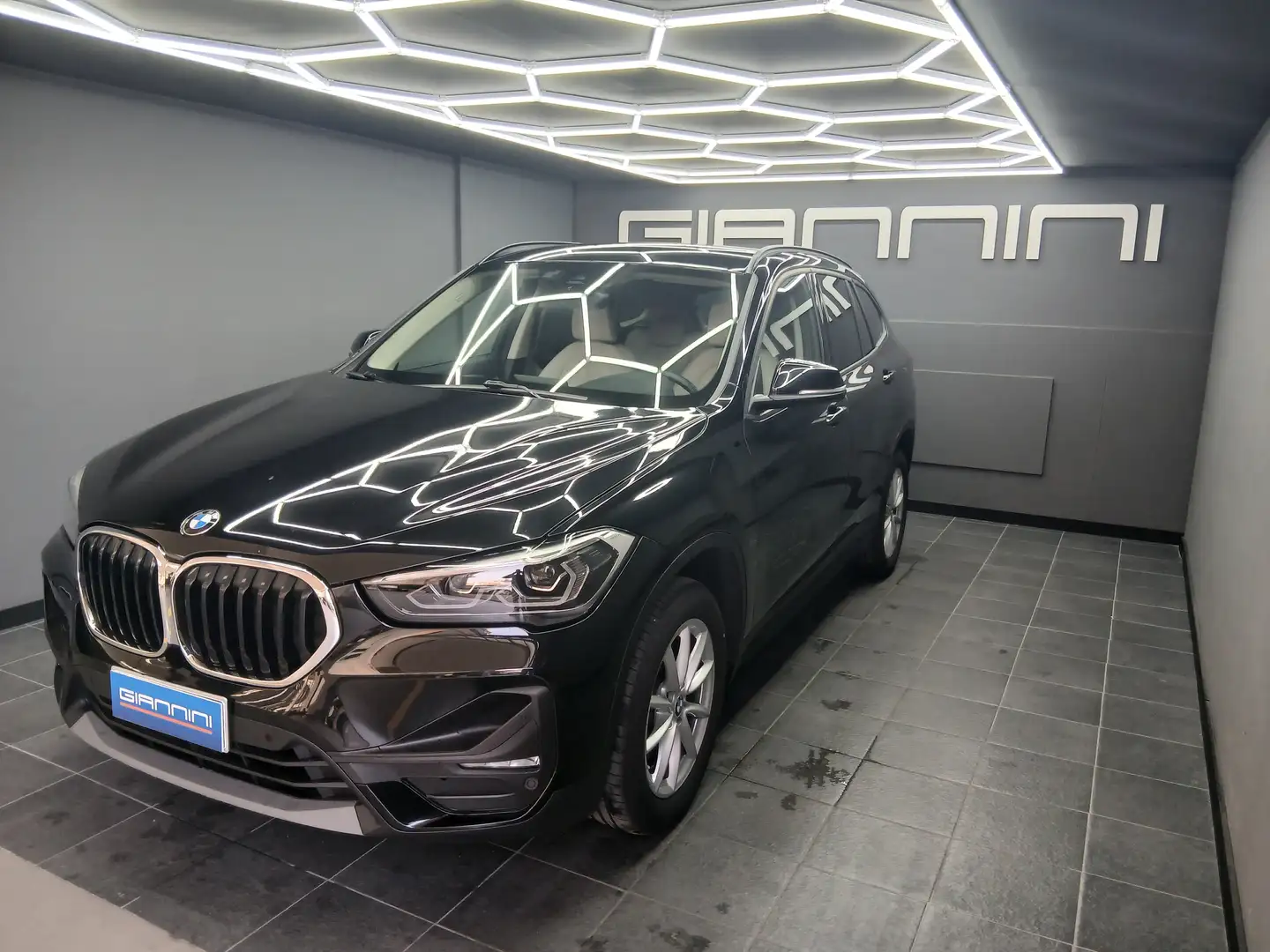 BMW X1 X1 F48 2019 xdrive18d Business Advantage auto Nero - 1