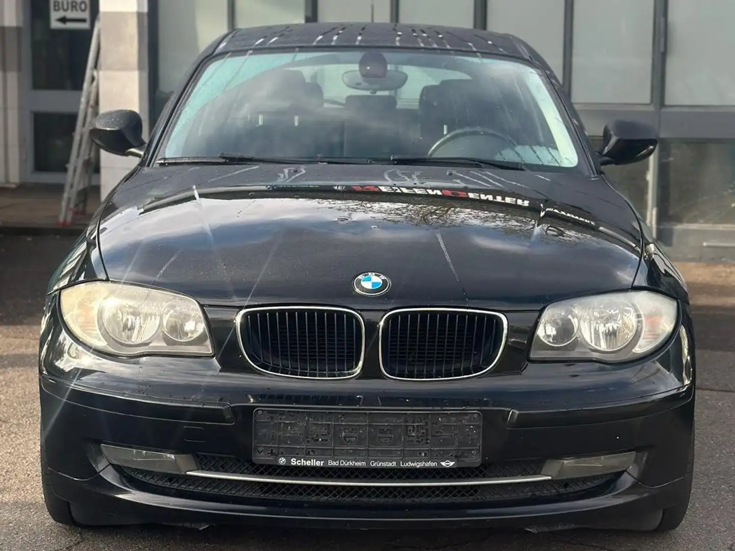 BMW 116 116i Advantage Schwarz - 2