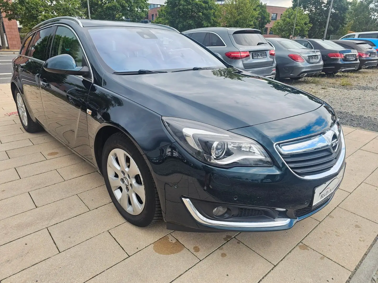 Opel Insignia A Sports Tourer Business Innovation Vert - 2