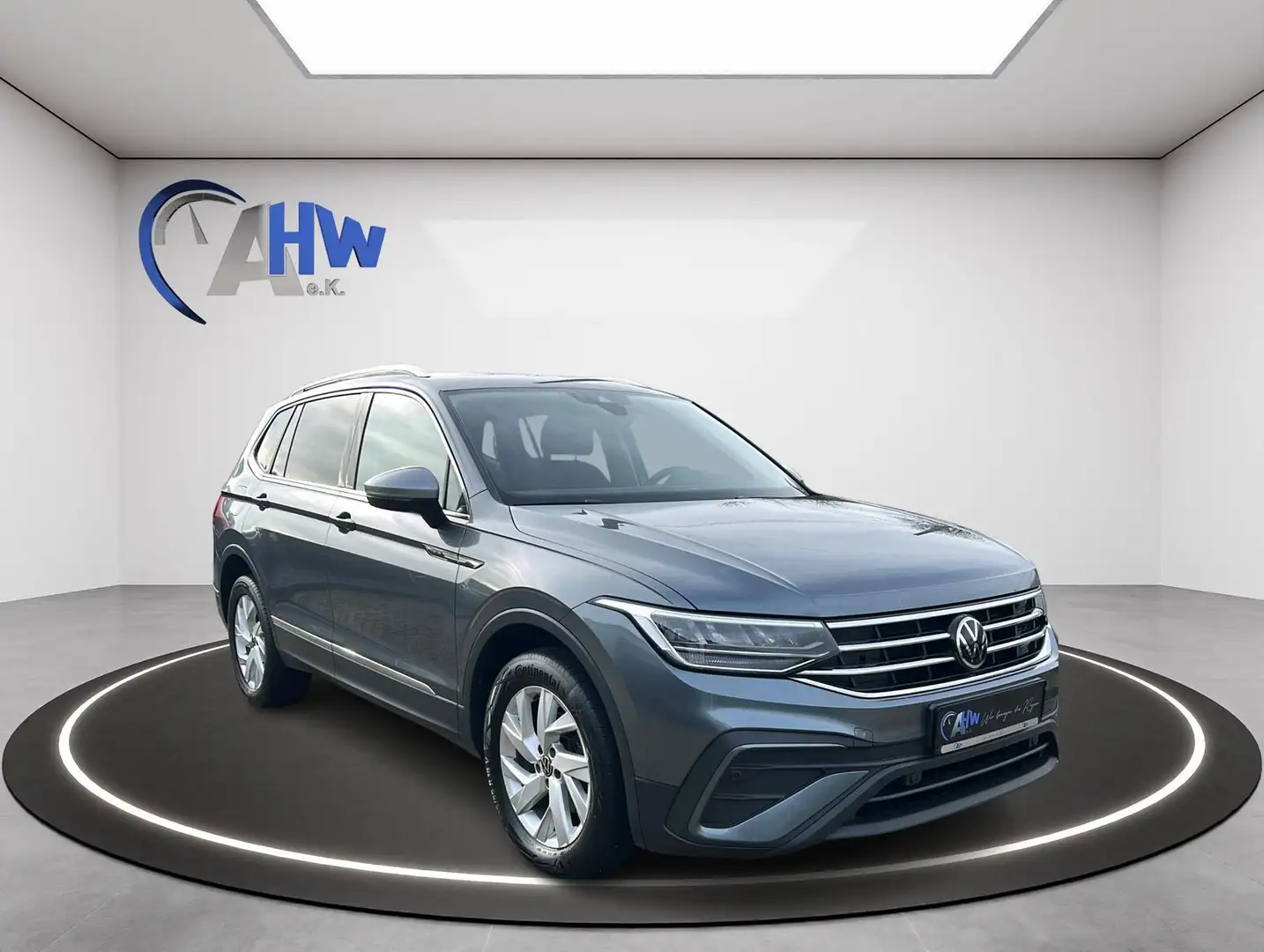 Volkswagen Tiguan Allspace 2,0 TDILife Gris - 2