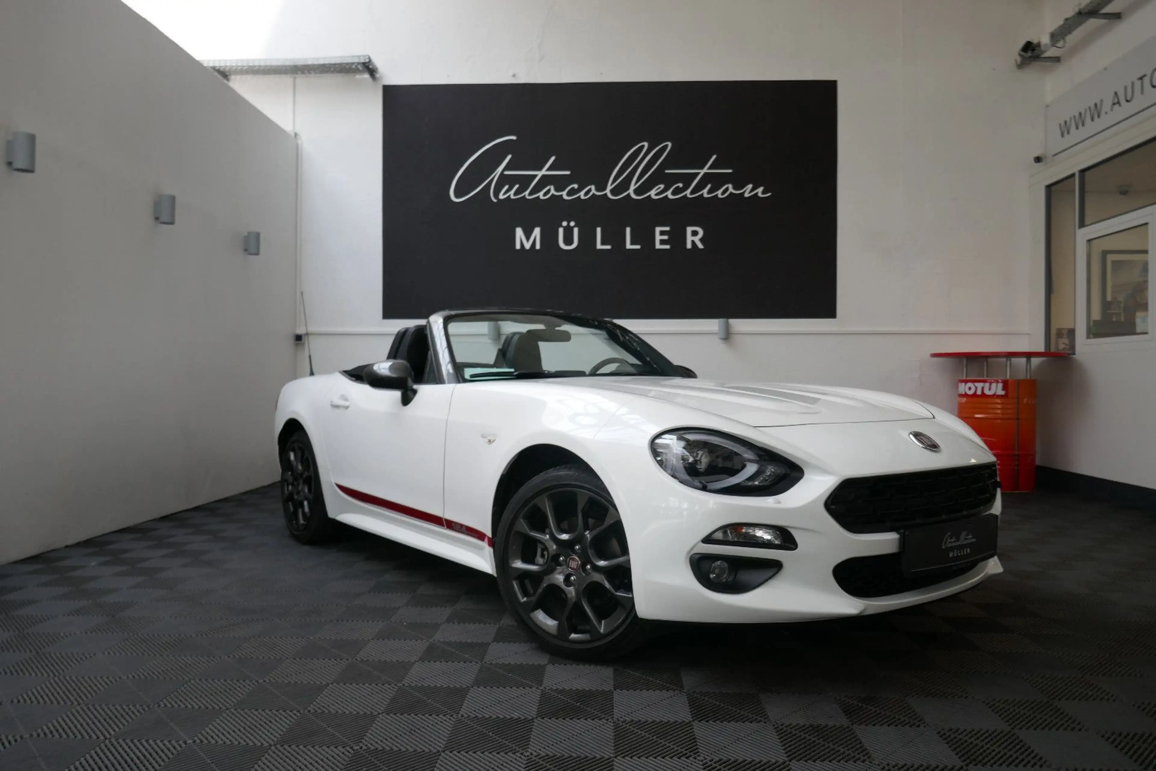 Fiat 124 Spider Lusso S *NAVI*DAB+*LEDR*KAMERA*TOP* — photo 2