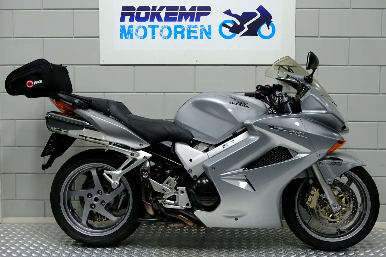 Honda VFR 800