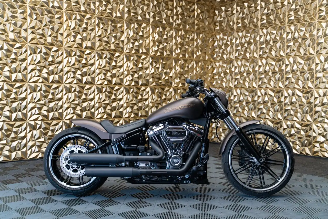 Harley-Davidson Breakout