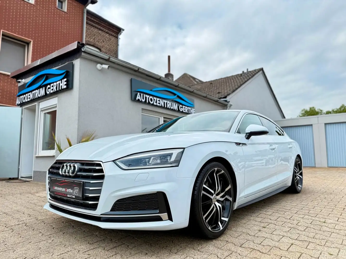 Audi A5 Sportback 40 TFSI sport*S-Line*Digital*Matrix Blanc - 2