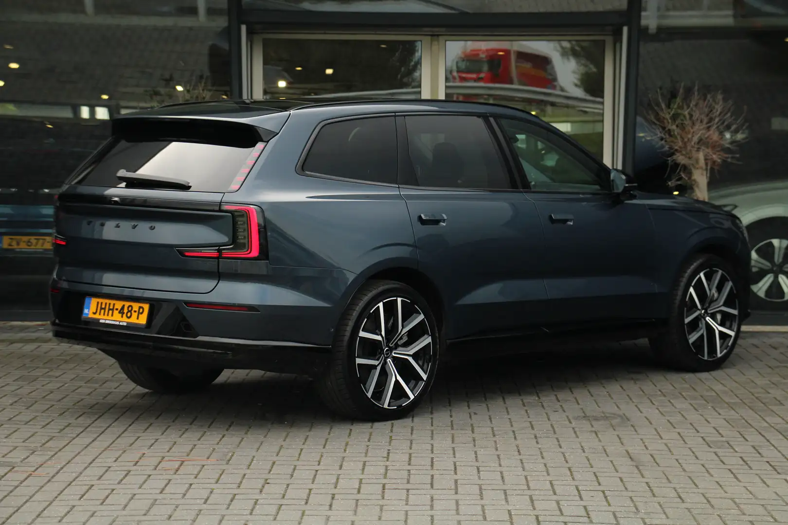 Volvo EX90 Twin Motor Plus | 360° Camera | Trekhaak | 22" LM Bleu - 2