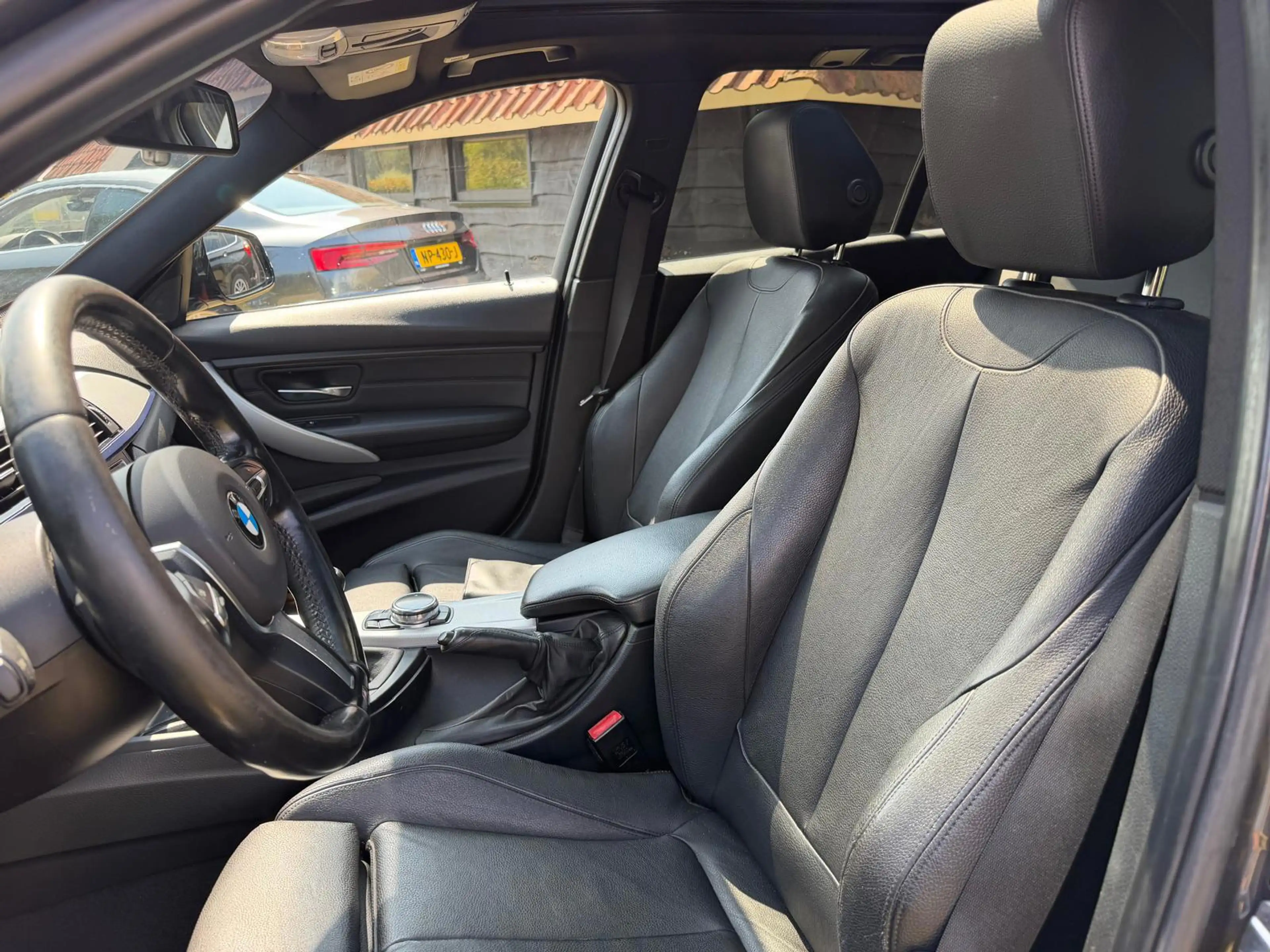 BMW 316 3-serie Touring 316i High Executive-M PAKKET-PANO — photo 8