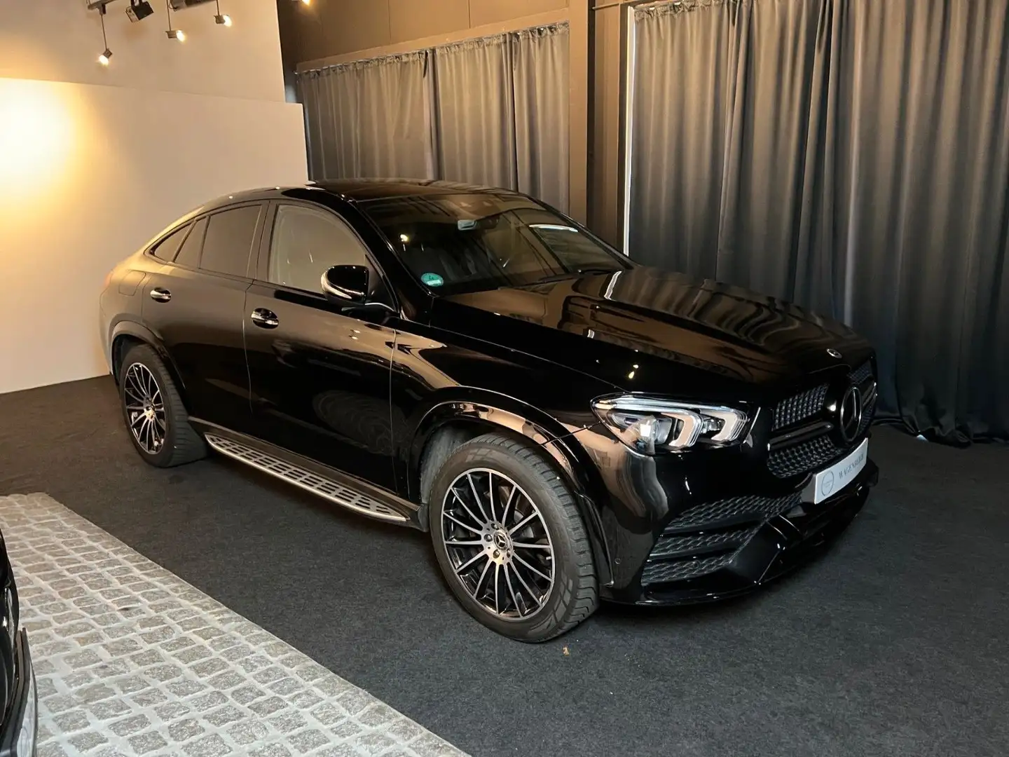 Mercedes-Benz GLE 350 e AMG Coupe 4Matic Pano. Burm. Schwarz - 1