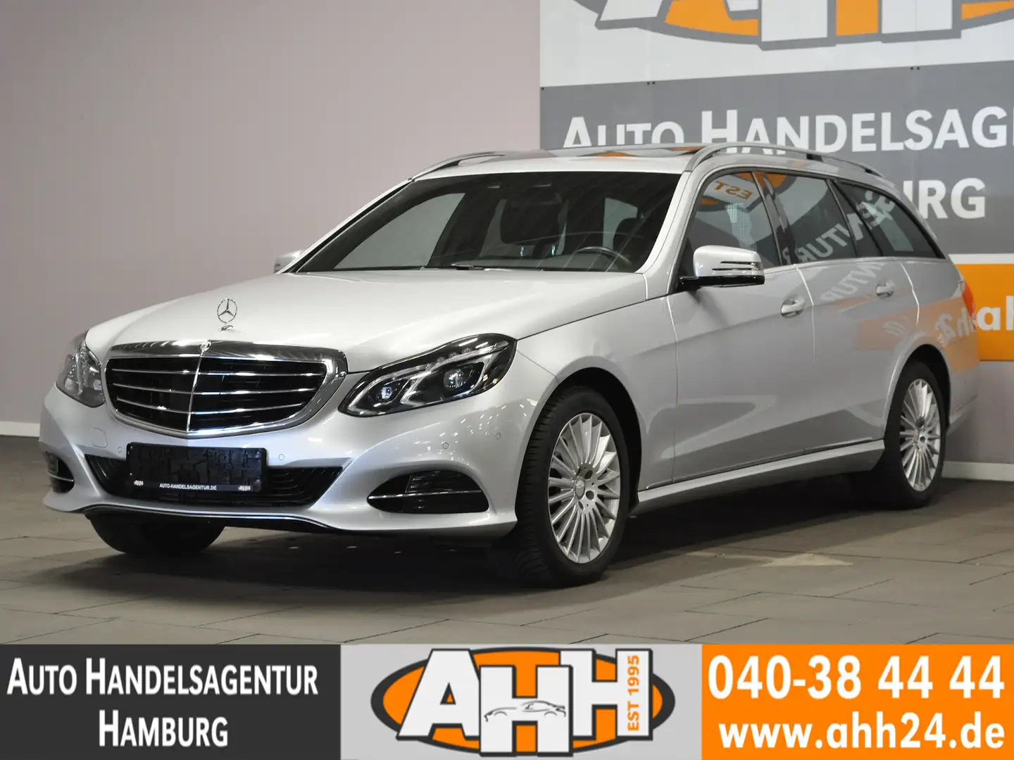 Mercedes-Benz E 250 T CGI BE ELEGANCE DISTRONIC|SD|COMAND|LED! Silber - 1