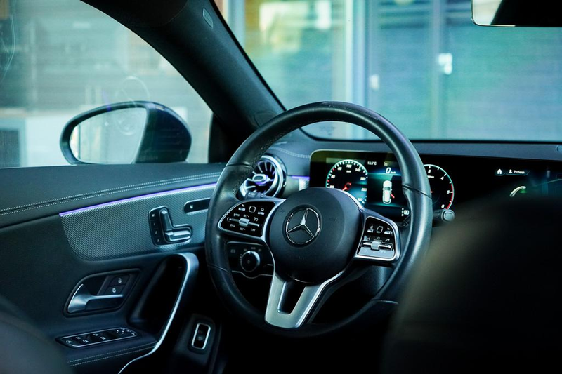 Mercedes-Benz CLA 180 Shooting Brake d / Aut / Pano / Sfeerverlichting / — photo 27