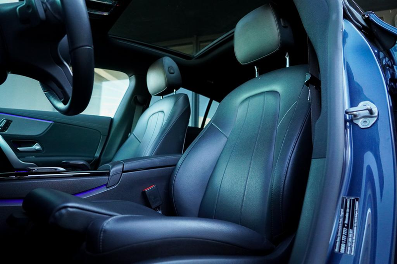 Mercedes-Benz CLA 180 Shooting Brake d / Aut / Pano / Sfeerverlichting / — photo 2
