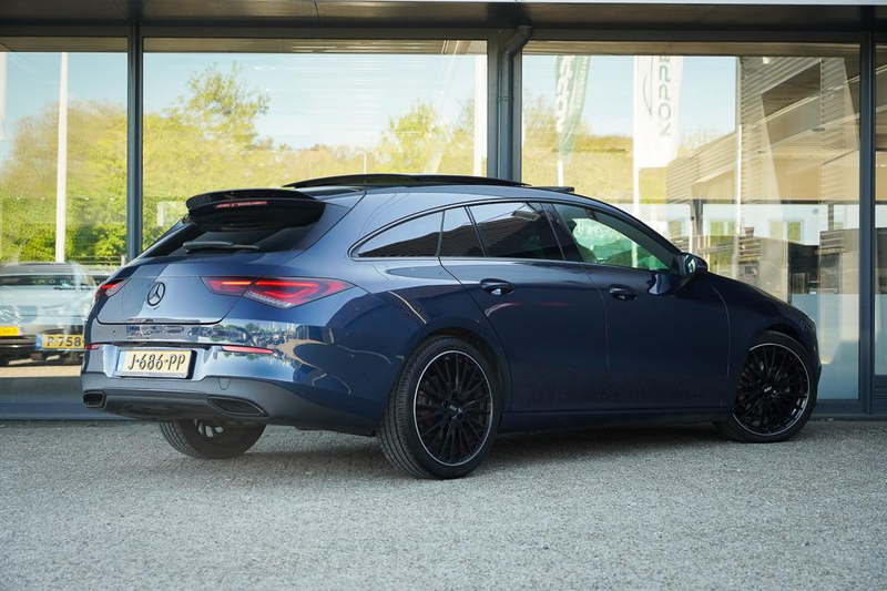Mercedes-Benz CLA 180 Shooting Brake d / Aut / Pano / Sfeerverlichting / — photo 4