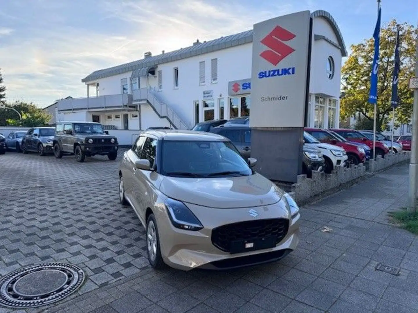 Suzuki Swift 1.2 DUALJET HYBRID Comfort Beige - 1