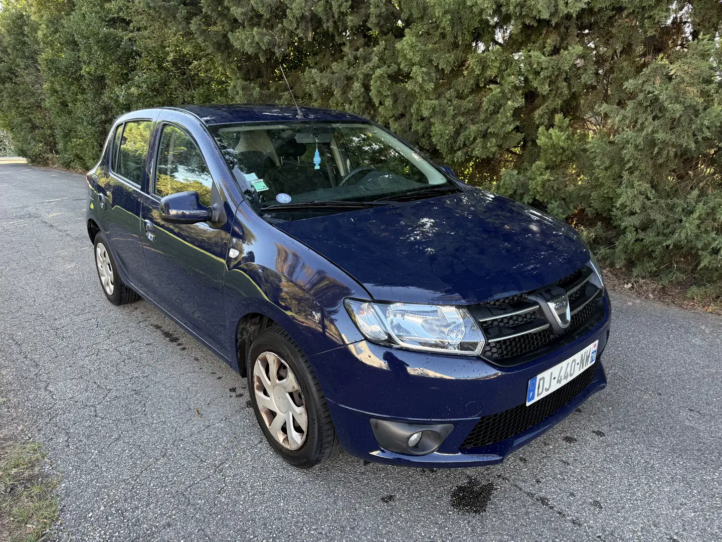Dacia Sandero 1.2 16V 75 Lauréate - 1