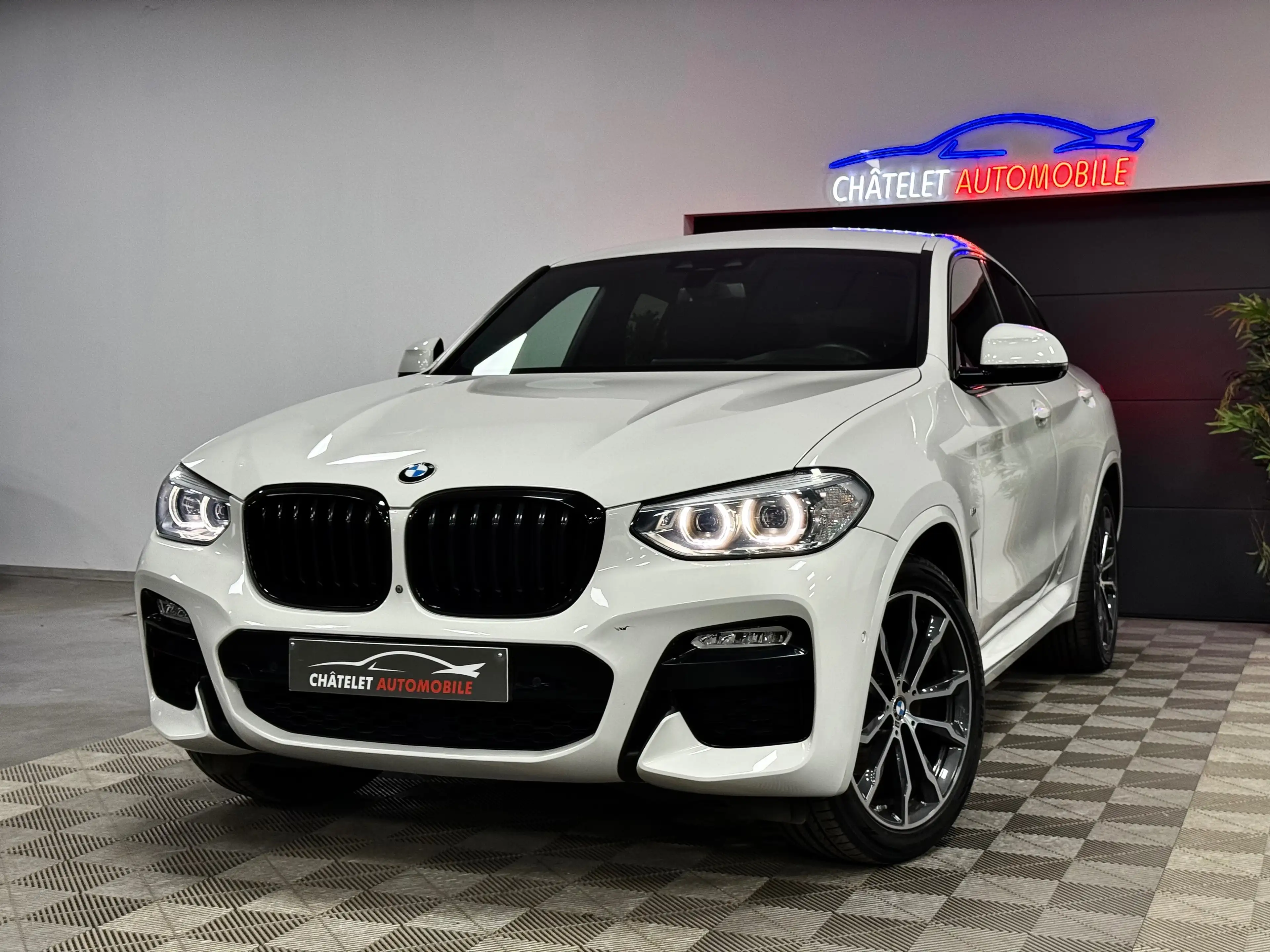 BMW X4 2.0 D Pack M état neuf Garantie 12 mois