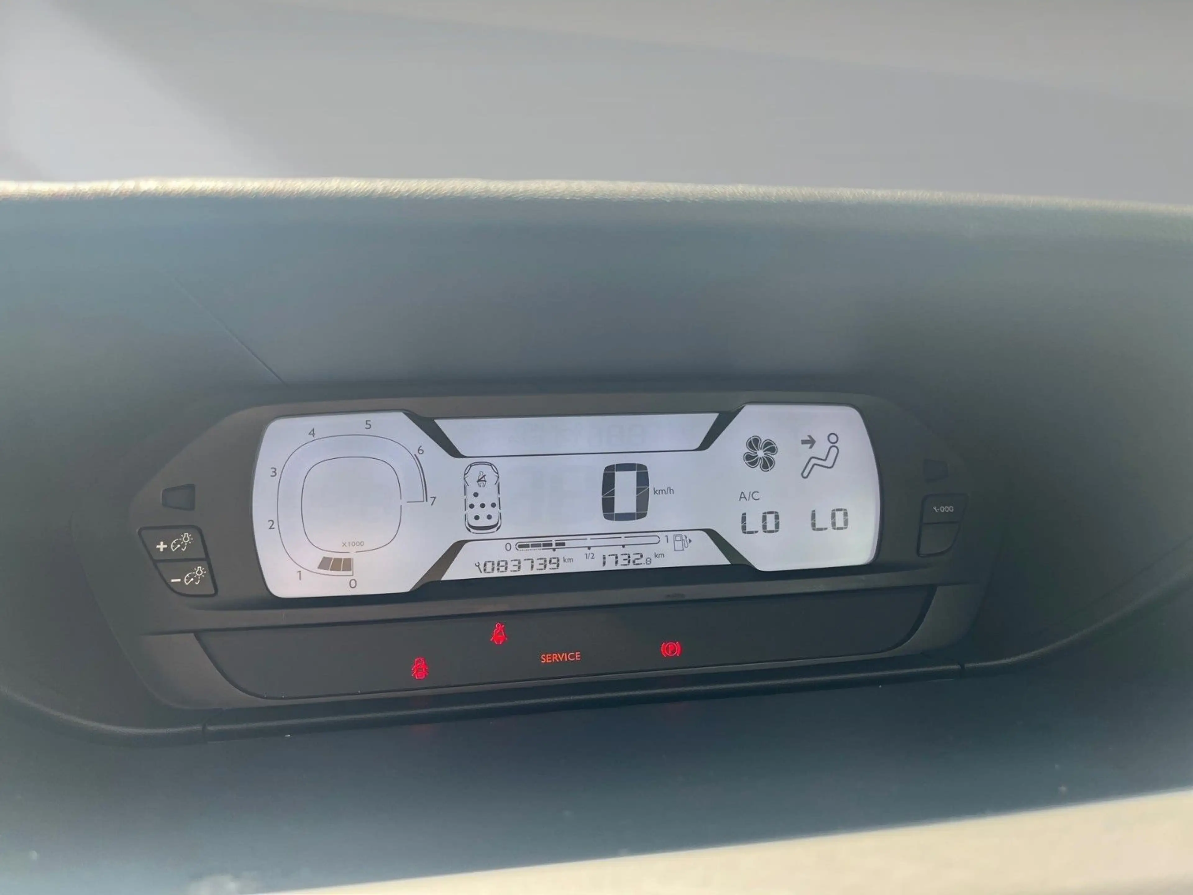 Citroen Grand C4 Picasso /Spacetourer Live Pack — photo 12