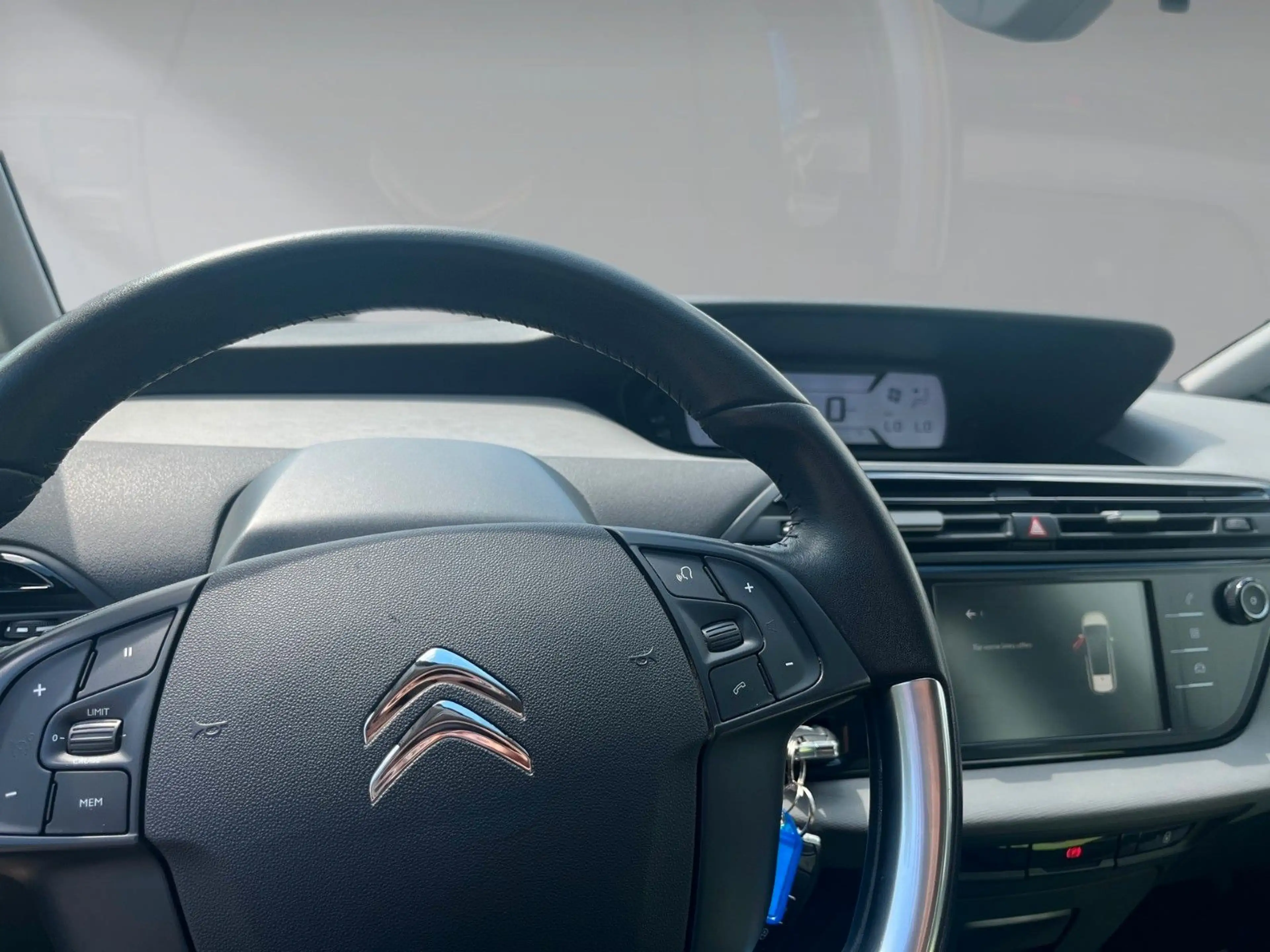 Citroen Grand C4 Picasso /Spacetourer Live Pack — photo 11