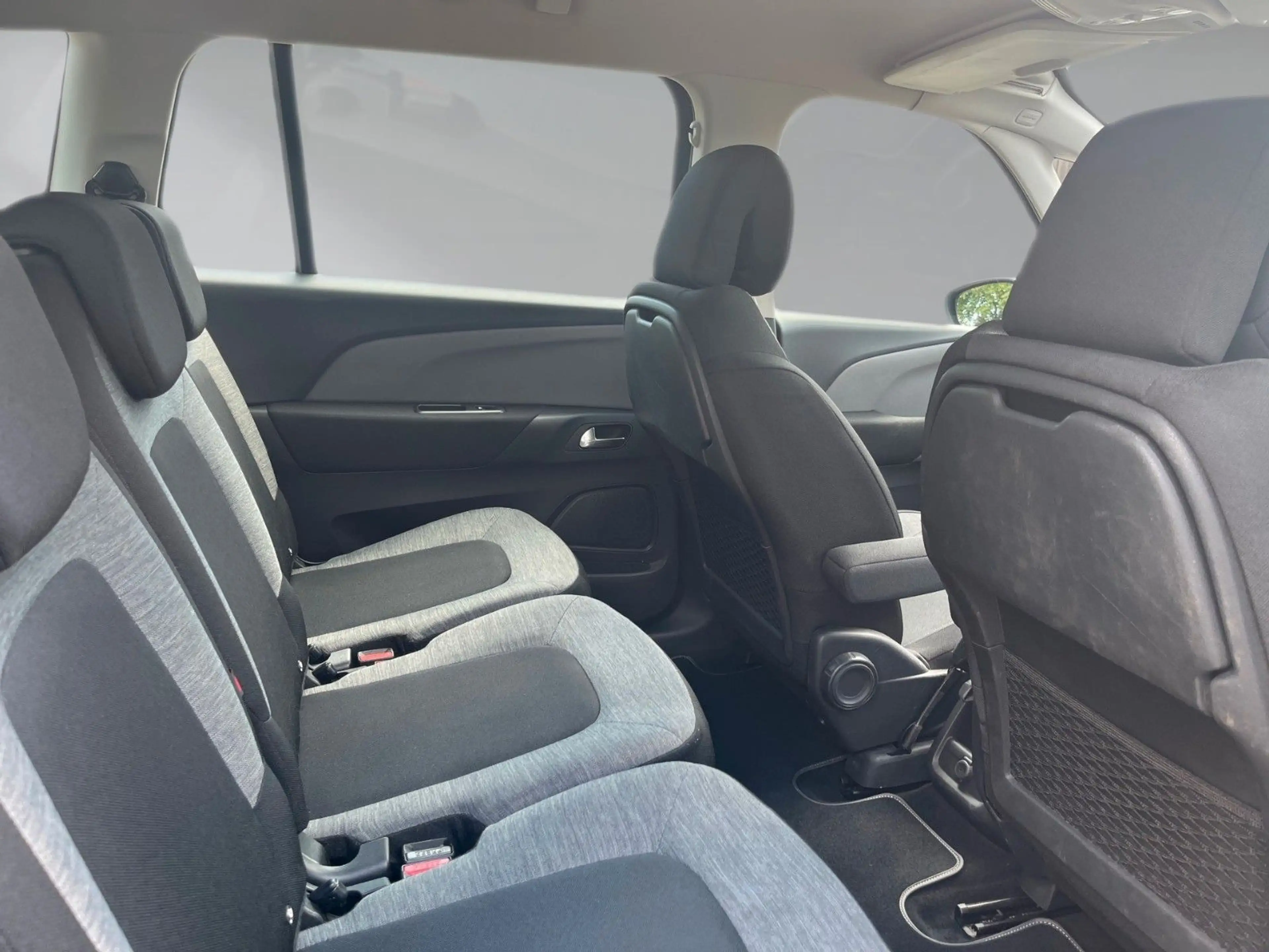 Citroen Grand C4 Picasso /Spacetourer Live Pack — photo 9
