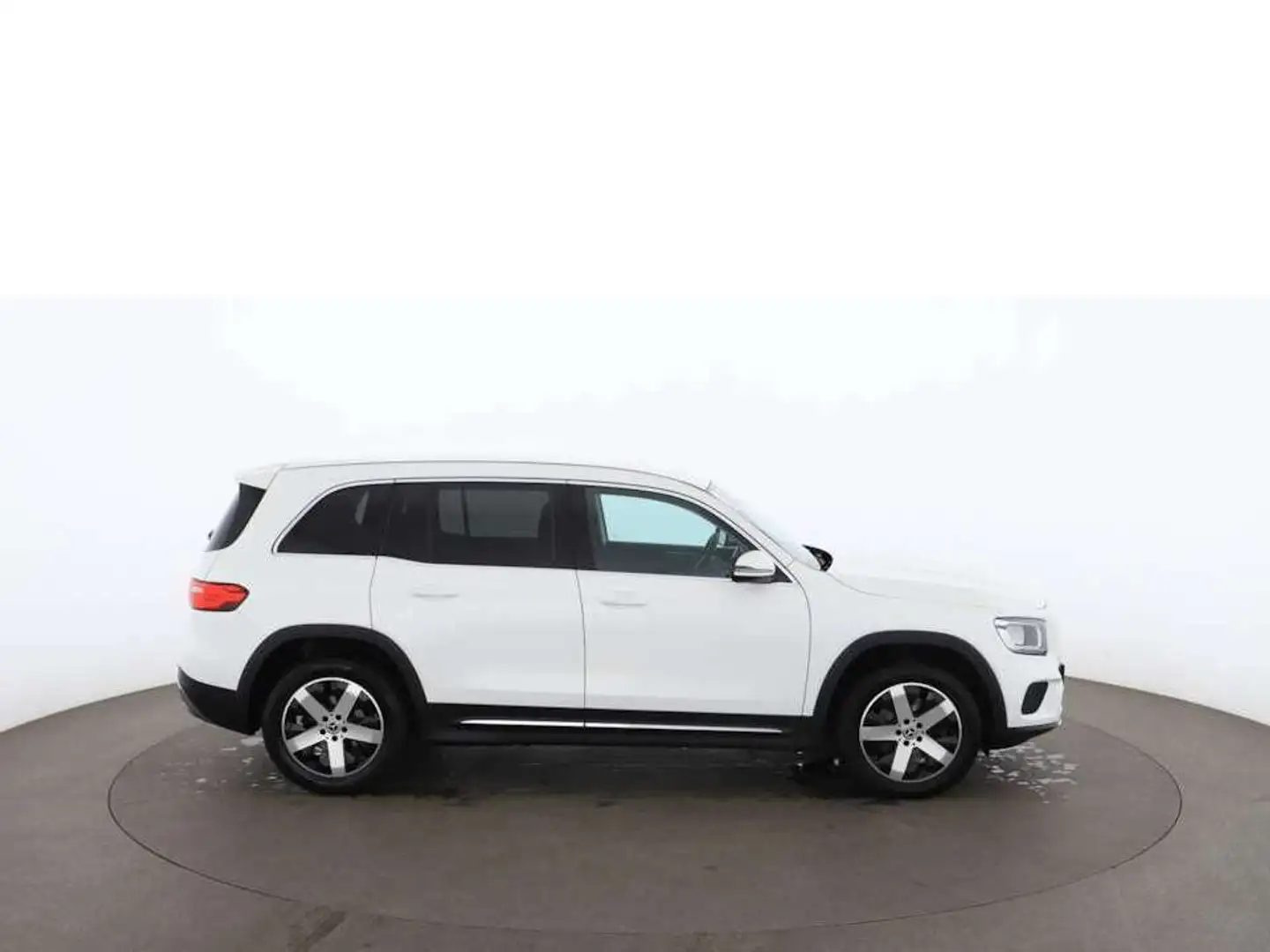 Mercedes-Benz GLB 200 d Progressive Aut LEDER SITZHZG TEMP Білий - 2