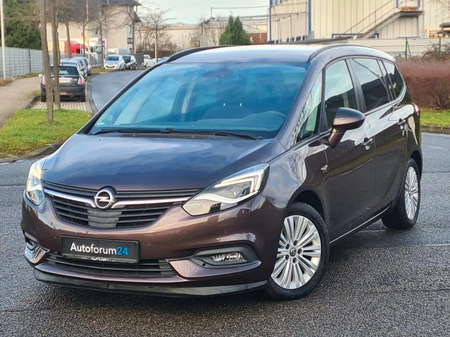 Opel Zafira Tourer *7.Sitz*Autom.*Navi*LHZ*SHZ* Braun - 1