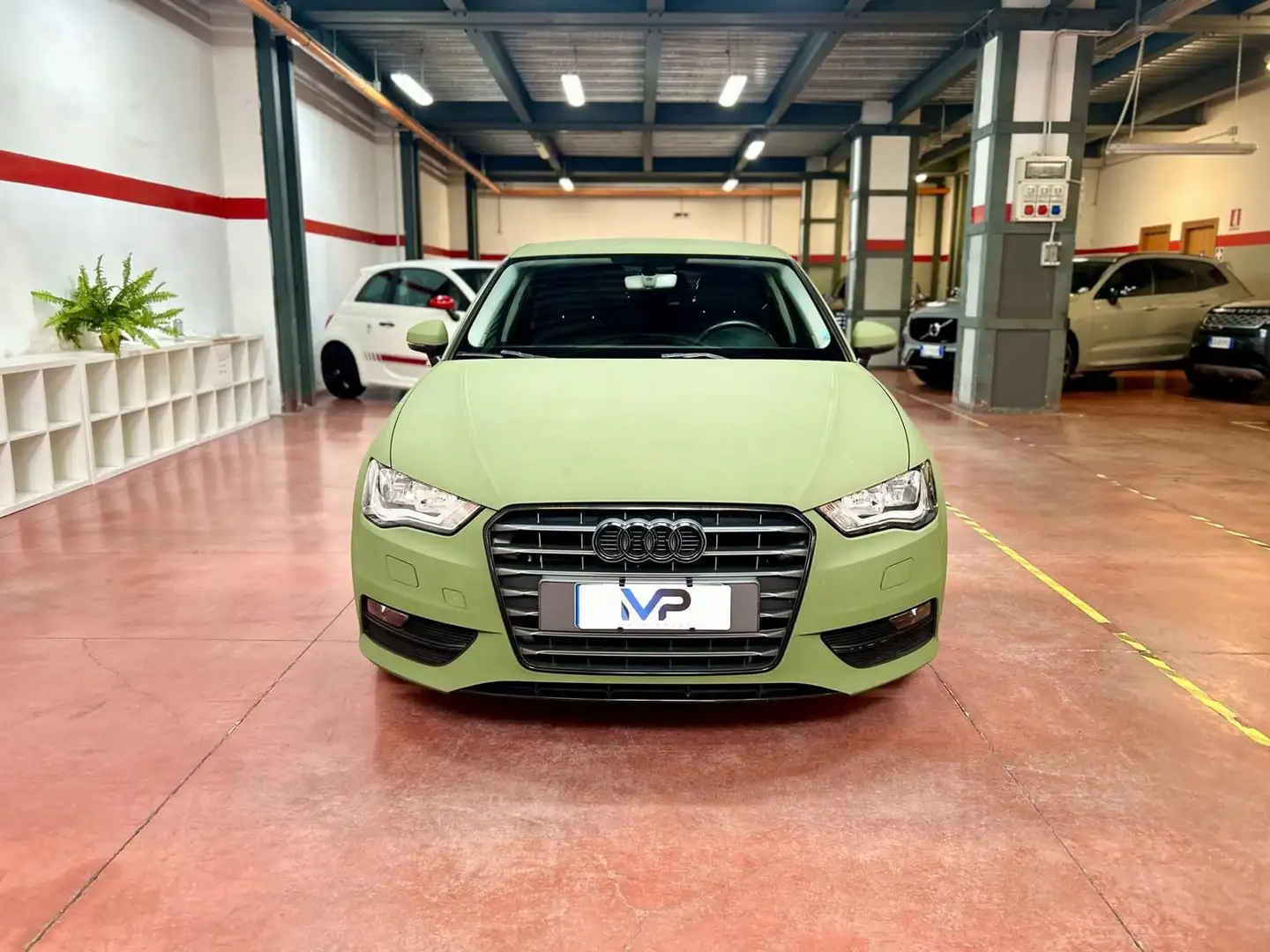 Audi A3 A3 SPB 1.4 TFSI S tronic g-tron Attraction Vert - 2
