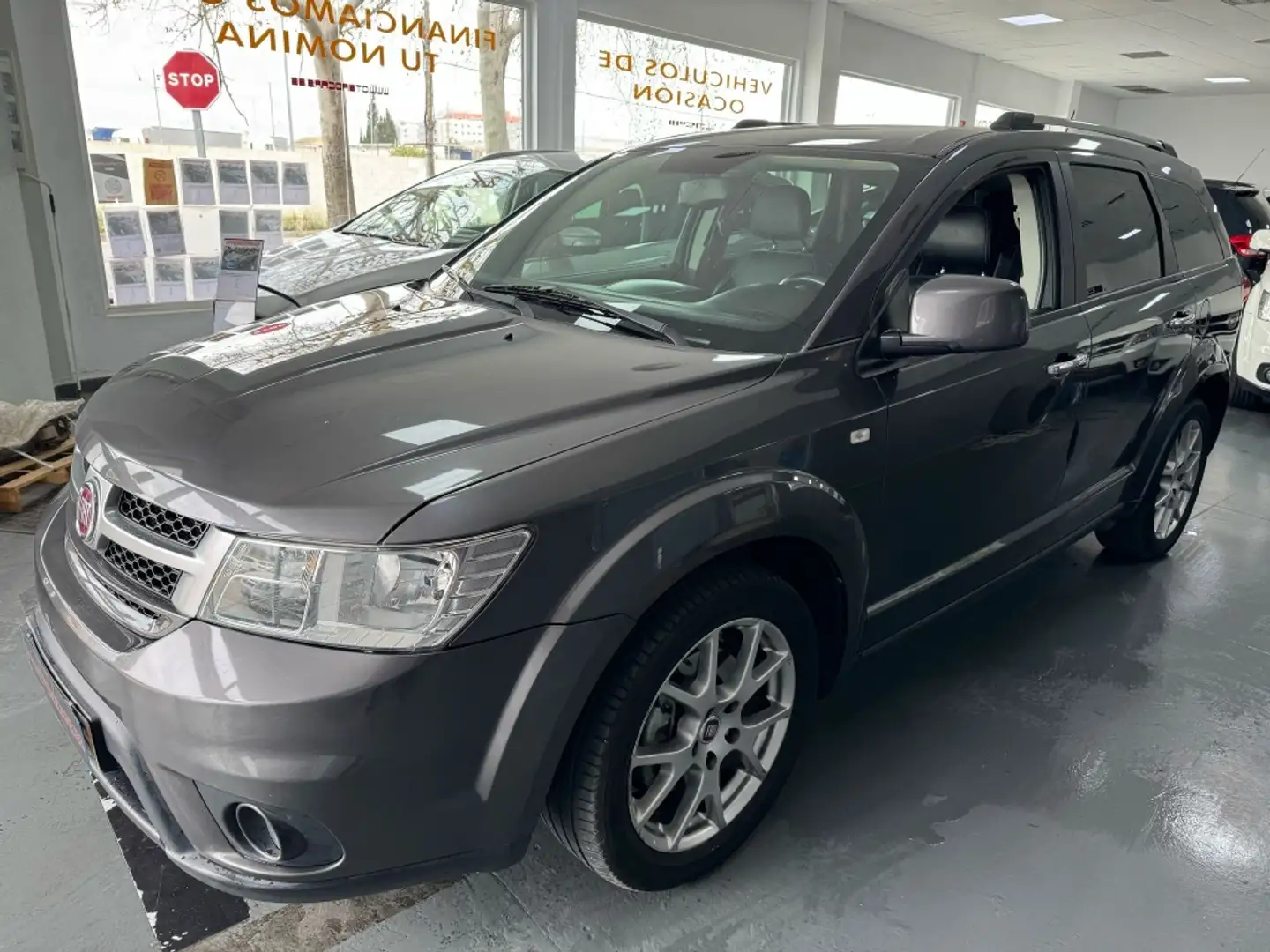 Fiat Freemont 2.0 Diesel Lounge Gris - 1