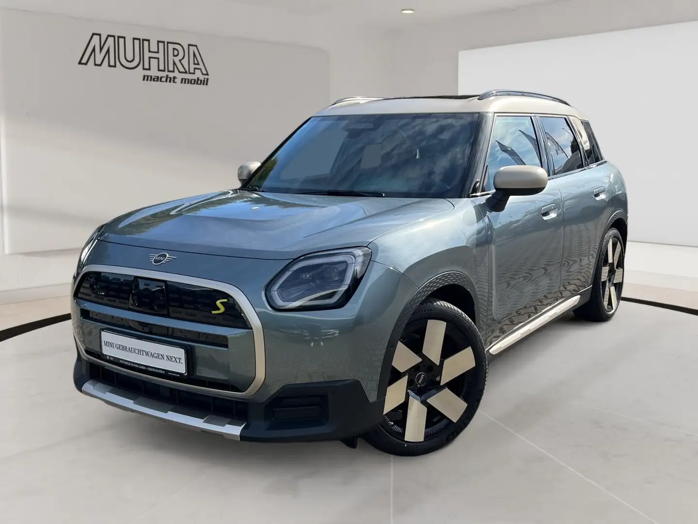 MINI Cooper SE Countryman Countryman SE ALL4 20" AHK Pano Harman Kardon Head Grün - 2