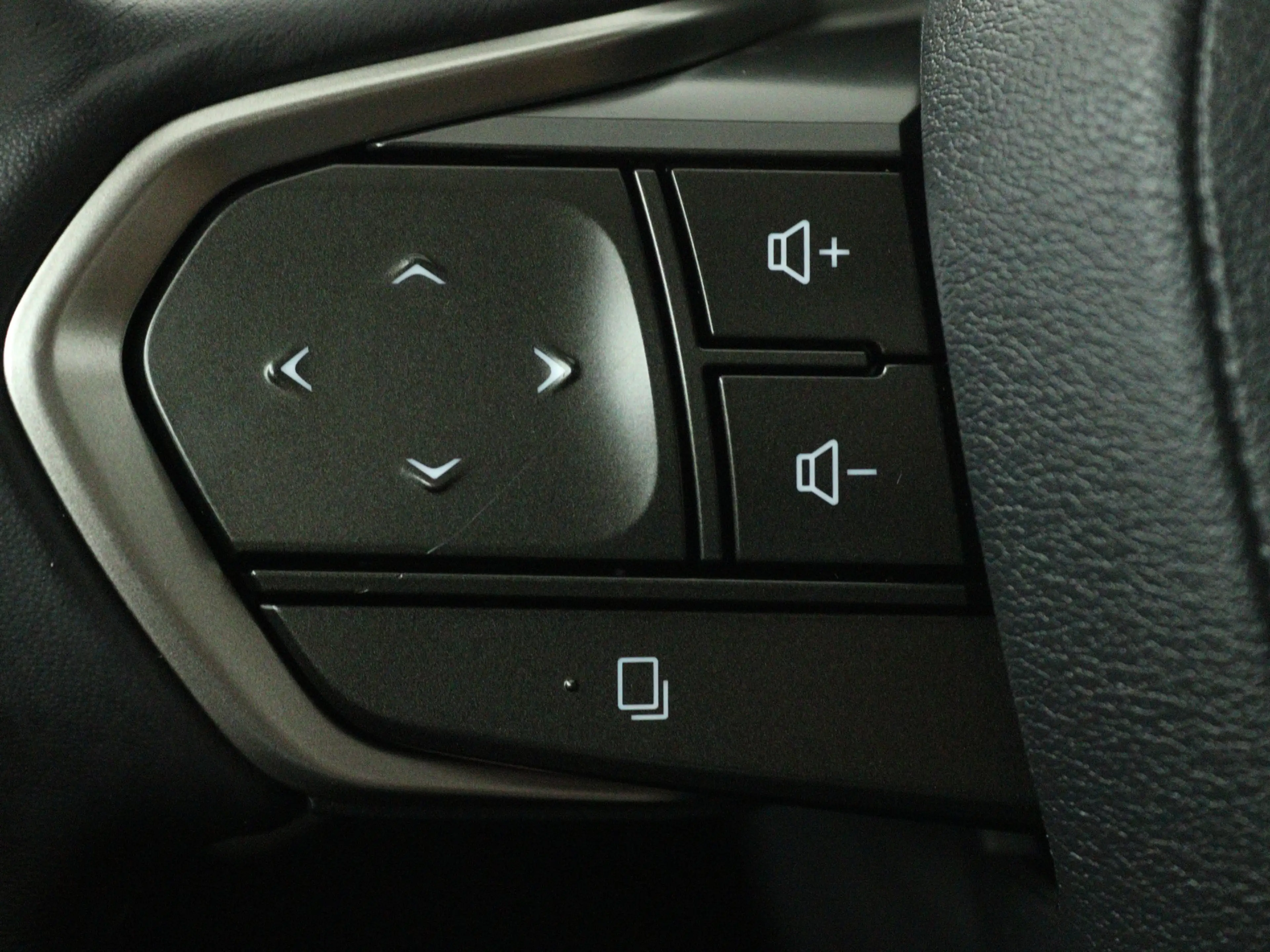 Lexus NX 450h+ AWD Launch Edition | Schuif-Kanteldak | PDC | — photo 10