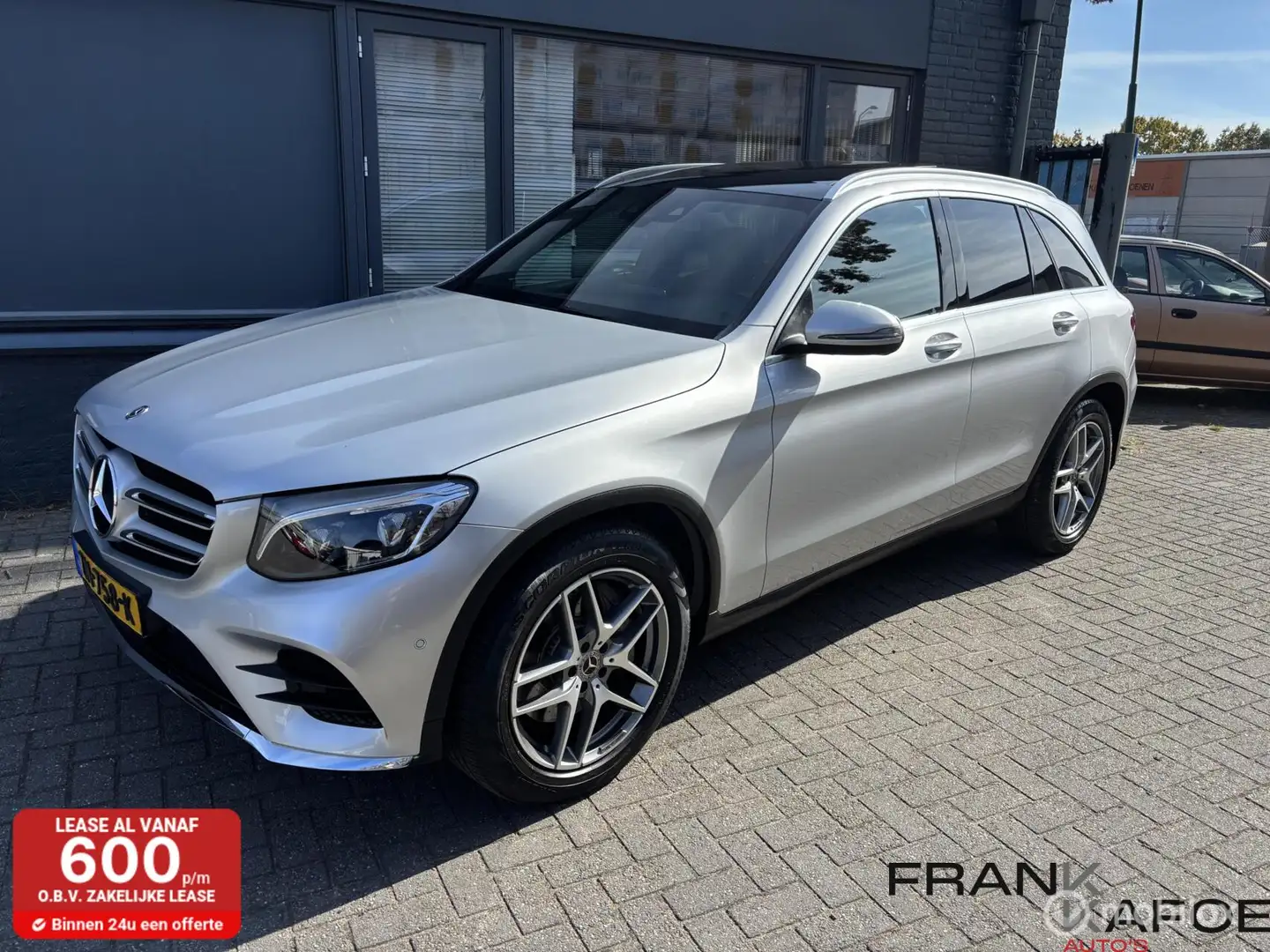 Mercedes-Benz GLC 250 4MATIC Premium AMG Navi ECC Pano ILS 19"LM Camera Grijs - 1