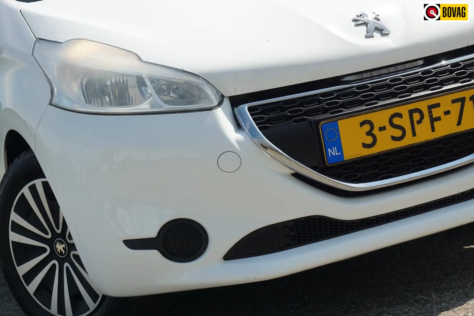 Peugeot 208 1.2 VTi Active | Bianca White | Cruise/AC/PDC/Comp White - 1