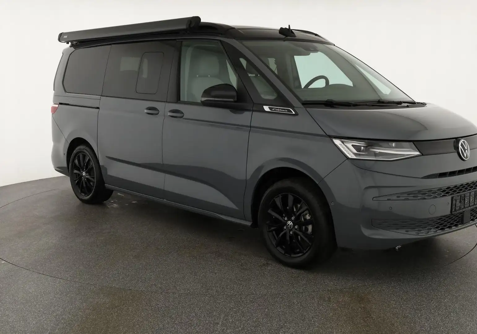Volkswagen T7 California Beach Camper TDI DSG, 18-Zoll, ArtVelour, Marki... Grau - 1