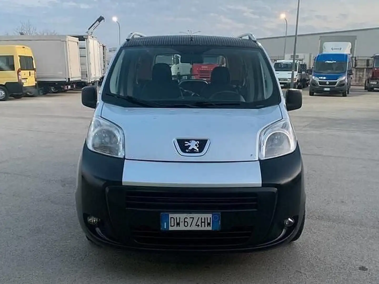 Peugeot Bipper Bipper Tepee 1.4 hdi Outdoor Grigio - 1