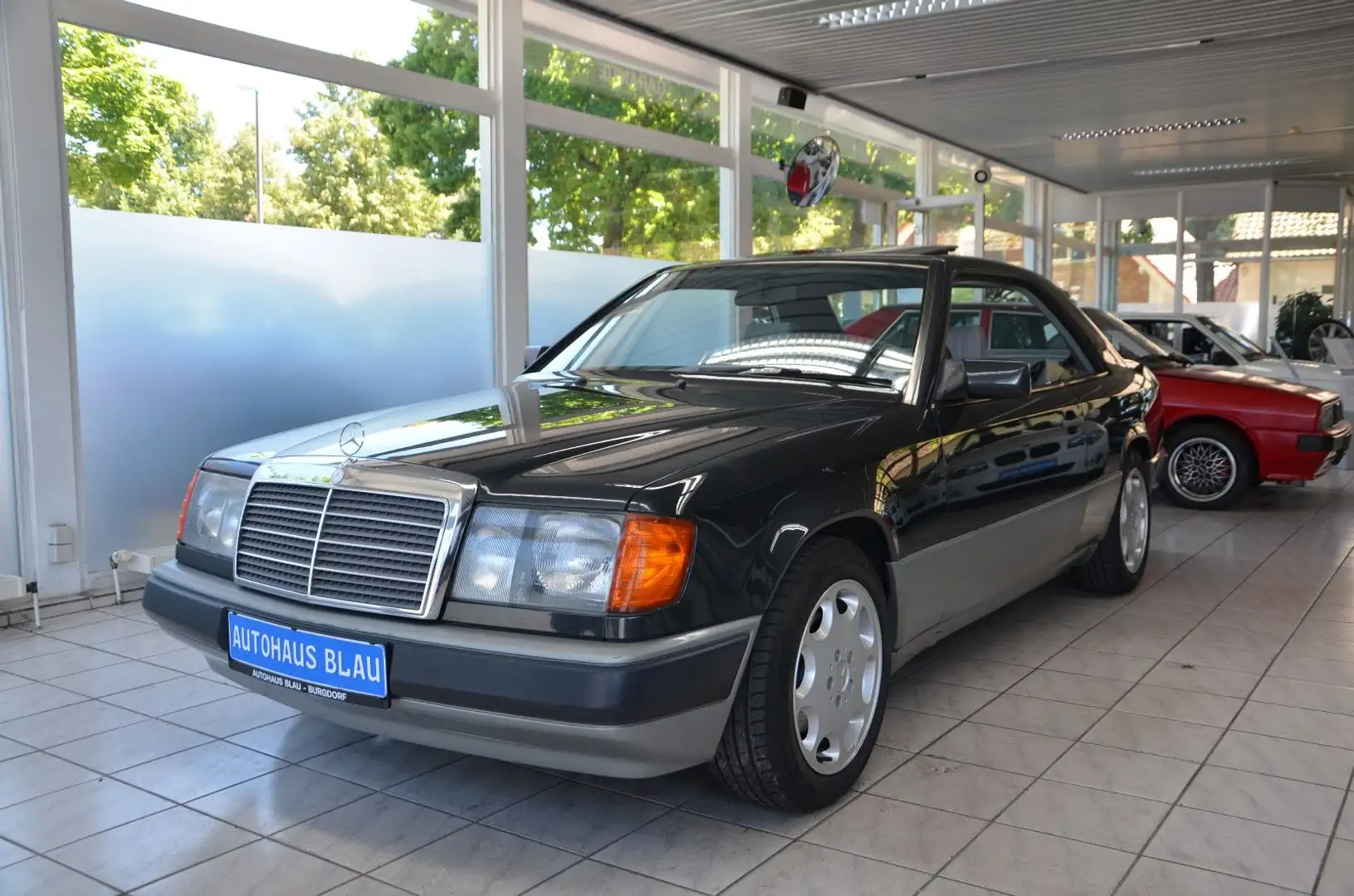 Mercedes-Benz CE 300 *SCHIEBEDACH*H-KENNZEICHEN*WENIG KM! Noir - 1