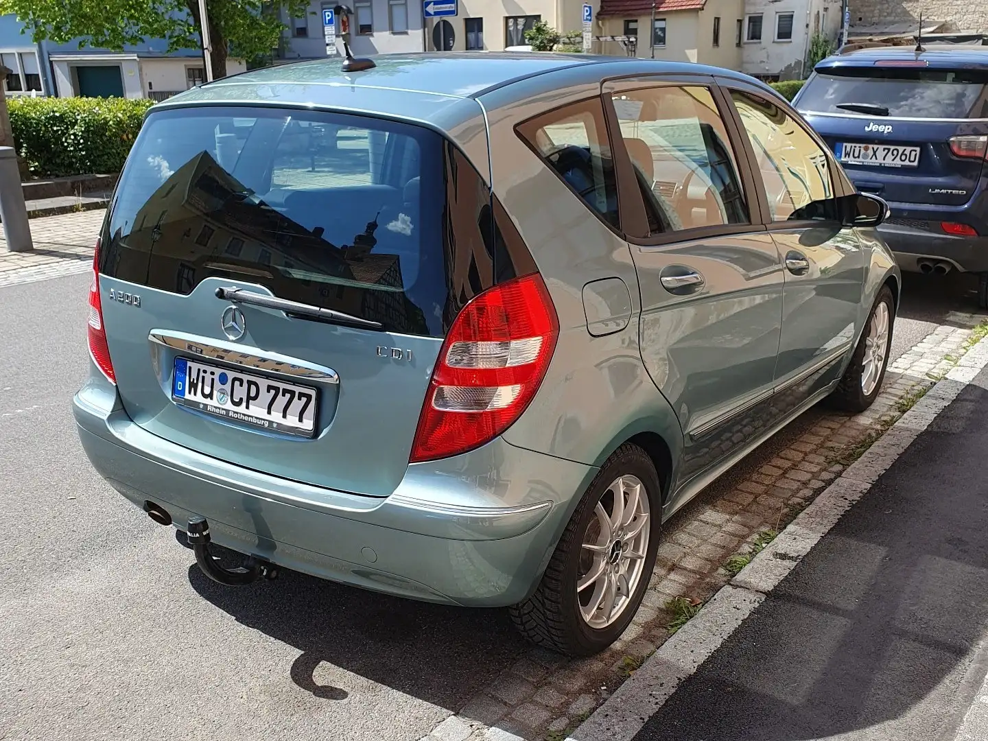 Mercedes-Benz A 200 CDI Elegance Zelená - 2