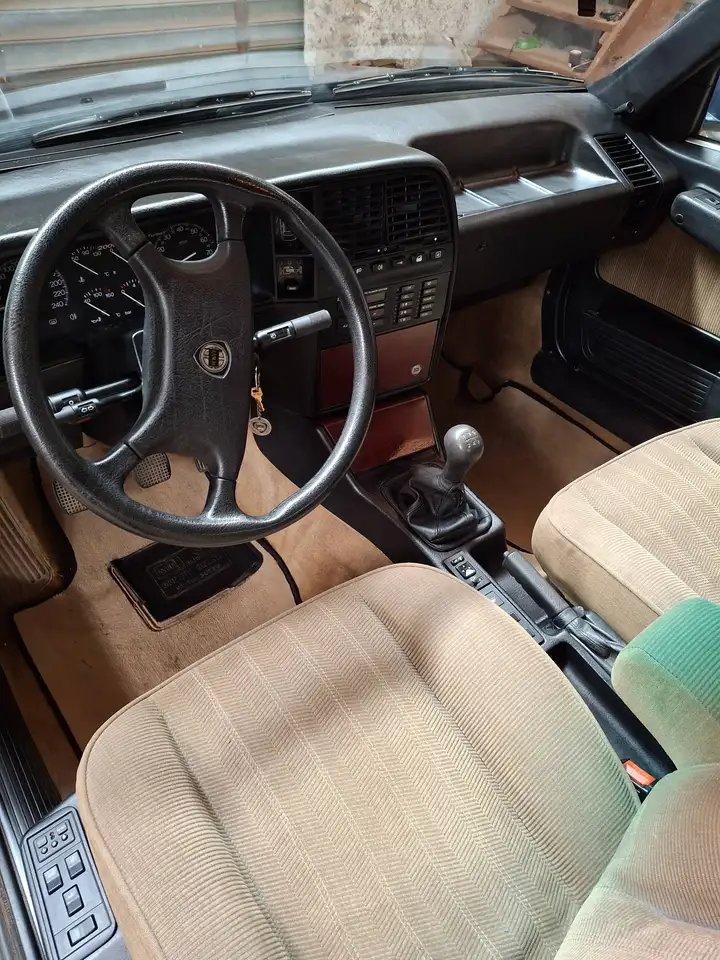 Lancia Thema 2.0 turbo ie 16v c/abs, foto 3