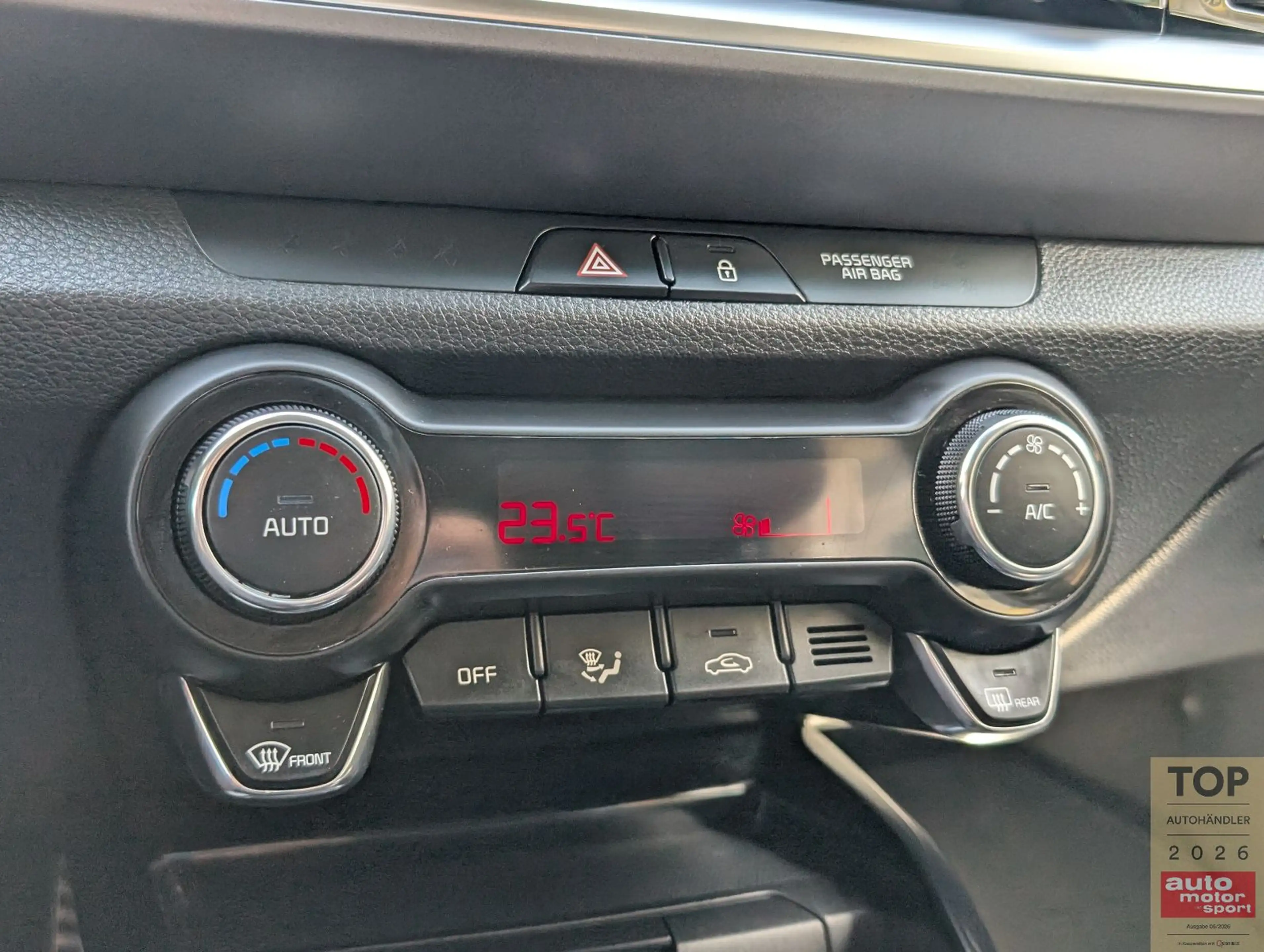 Kia Stonic Platinum*1Hd*RKam*SD*Assist*Leder*Garanti — photo 33
