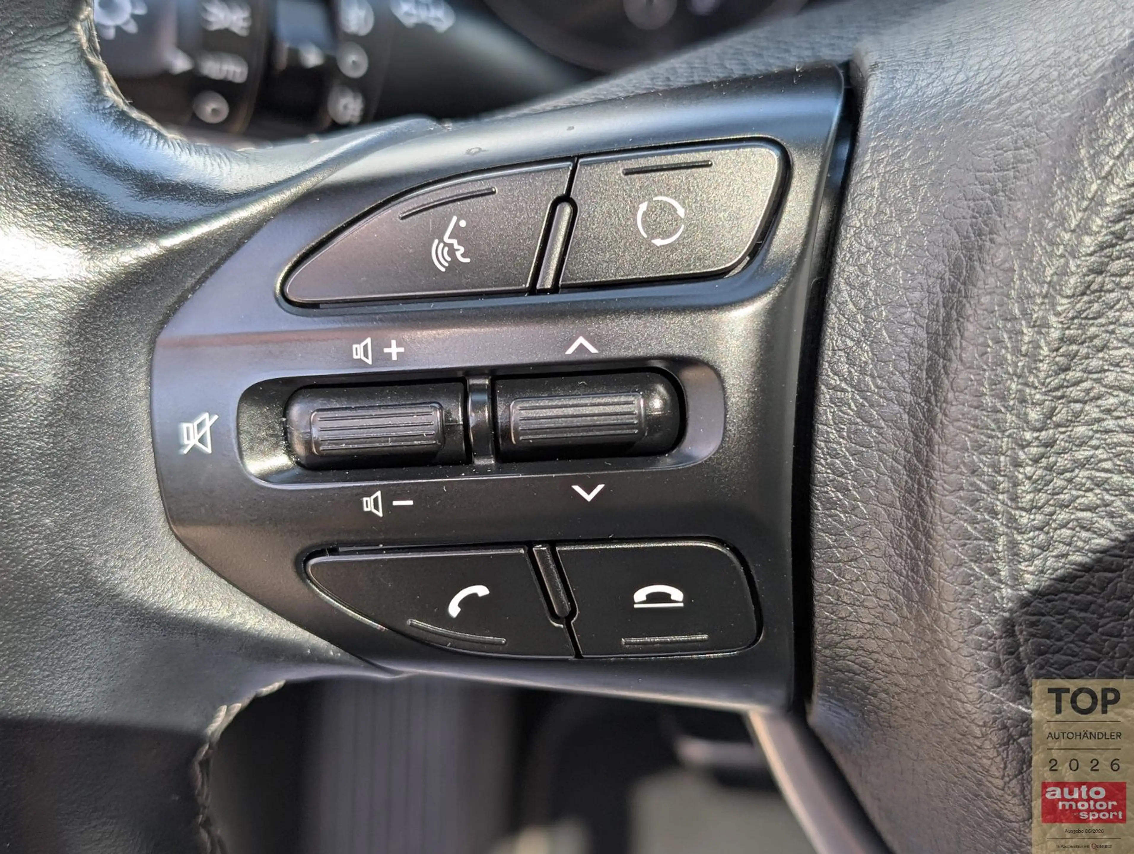 Kia Stonic Platinum*1Hd*RKam*SD*Assist*Leder*Garanti — photo 24