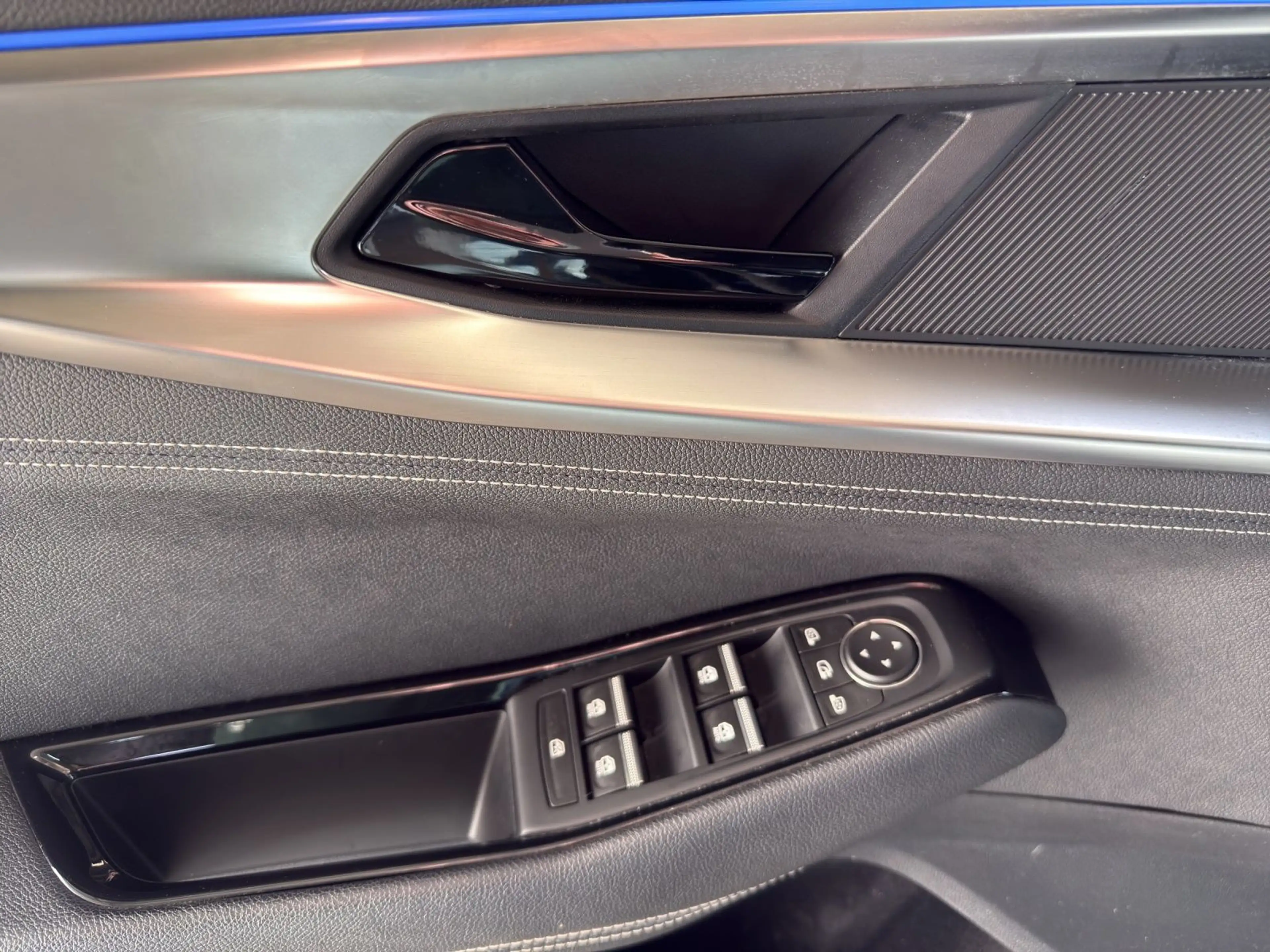 Renault Rafale E-Tech 200 LM20 LED eKLAPPE KAMERA — photo 8