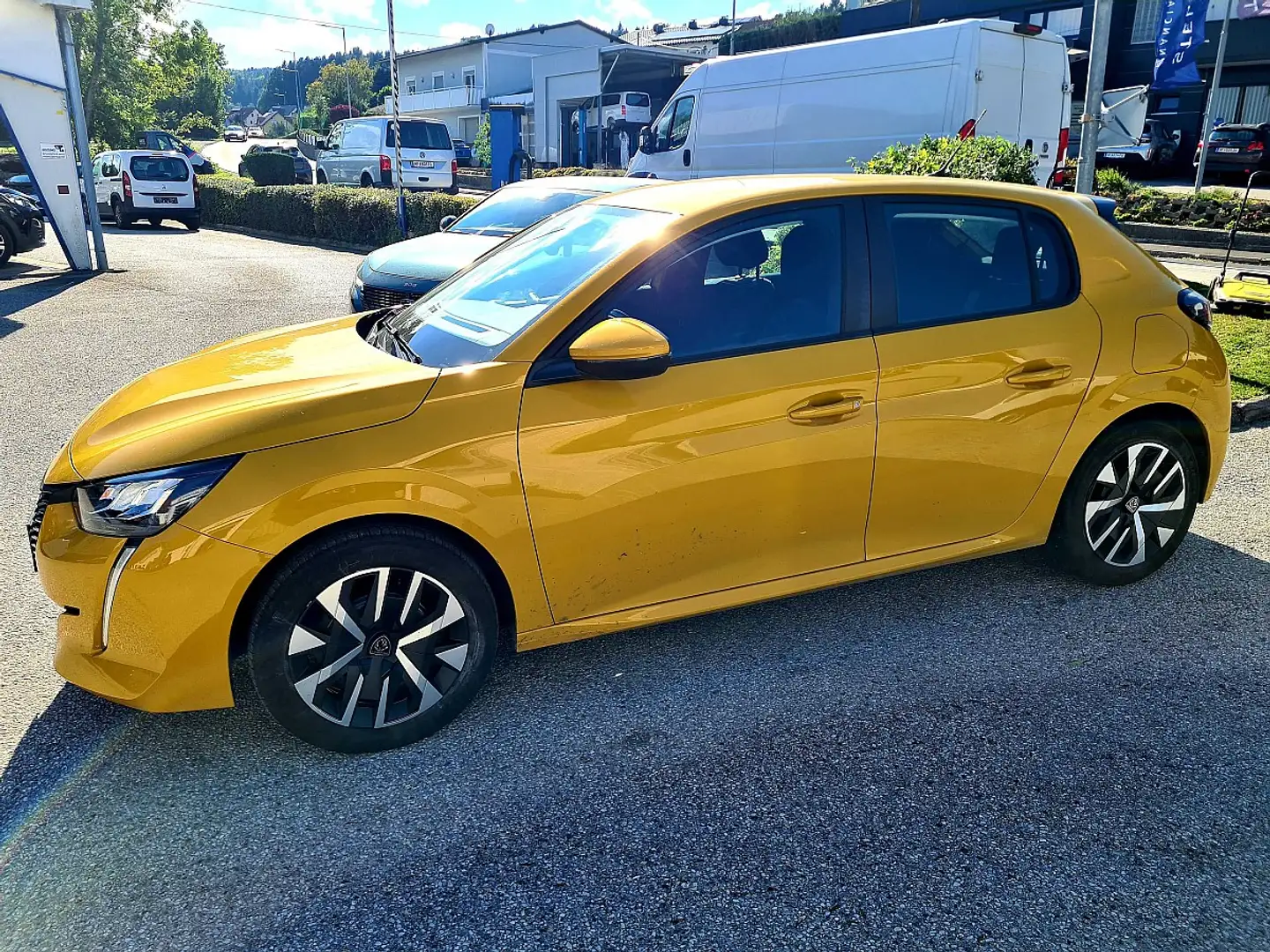 Peugeot 208 Active PureTech 100 S&S Bestpreis! Gelb - 2