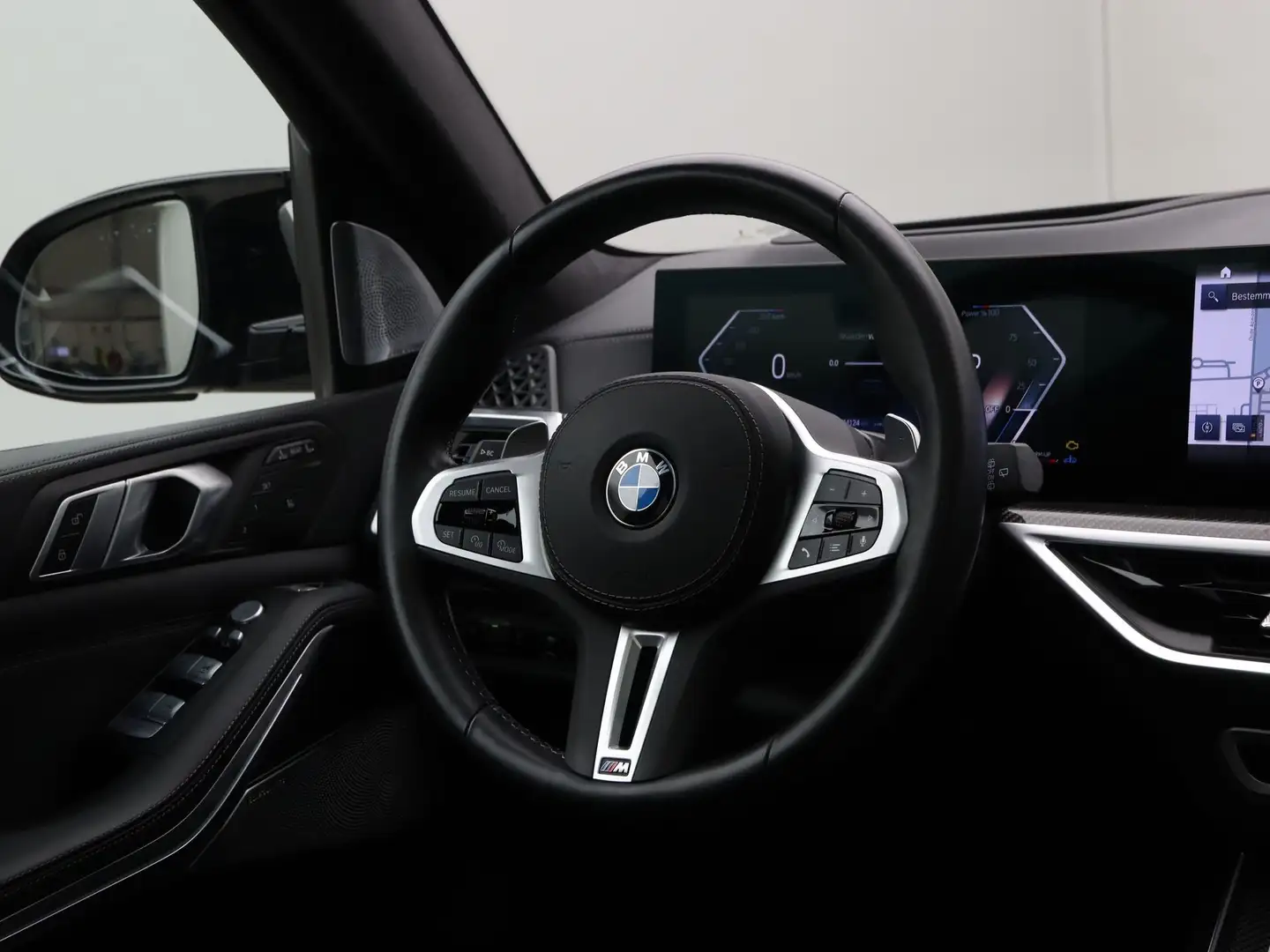 BMW X7 M60i xDrive - Executive Drive Pro - LCI Zwart - 2