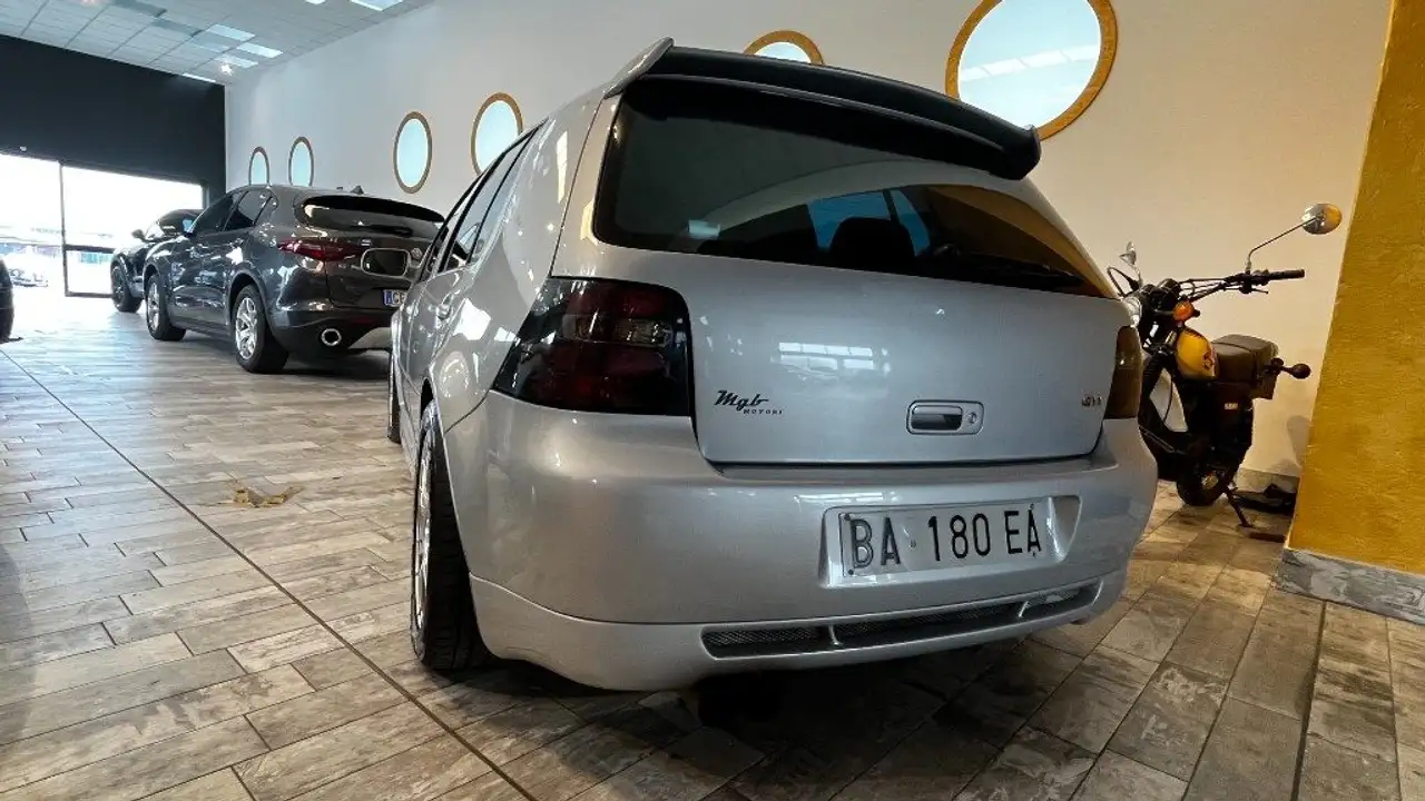 Volkswagen Golf 1.8 turbo 20V cat 5p. GTI, foto 4