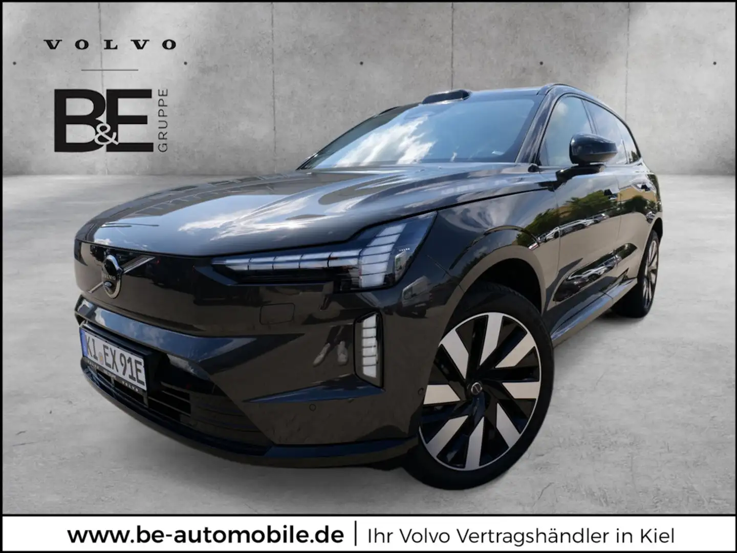 Volvo EX90 Ultra Performance Pure Electric AWD Grau - 1