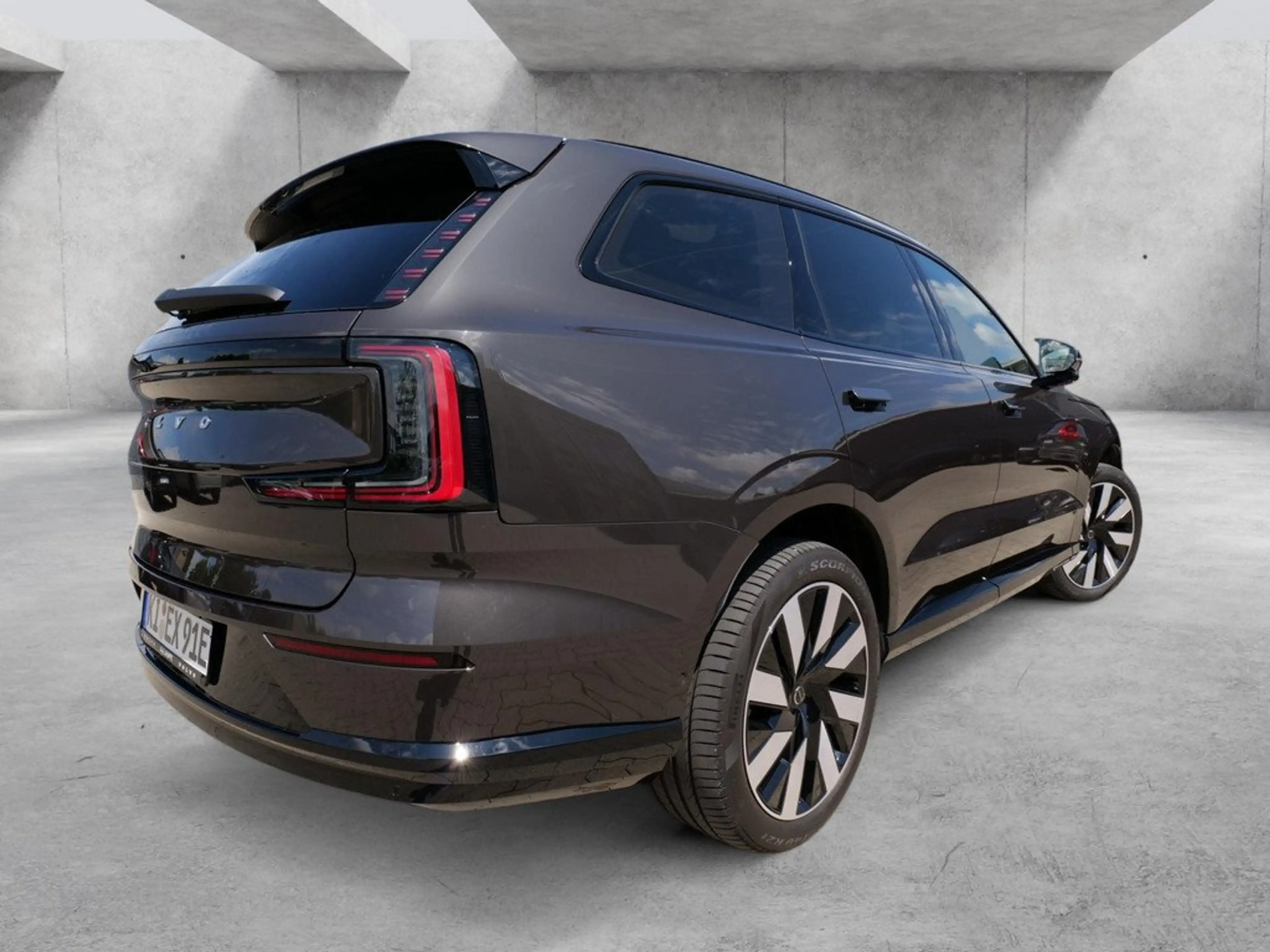 Volvo EX90 Ultra Performance Pure Electric AWD — photo 4