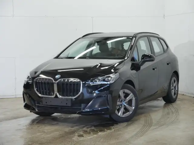 BMW 230 e xDrive Active Tourer AHK 360° HUD AdapLED