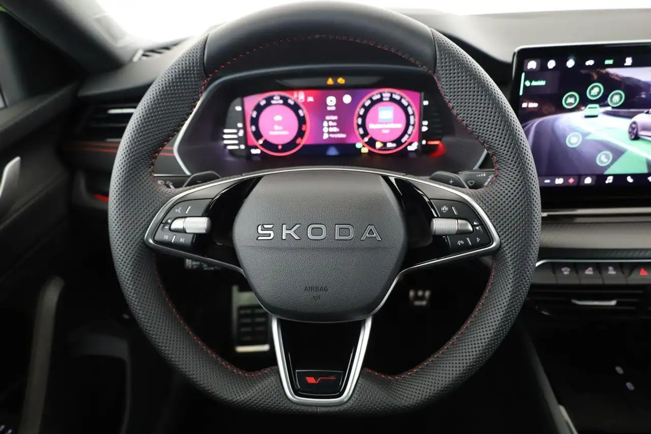 Skoda Octavia 2026 — фото 7