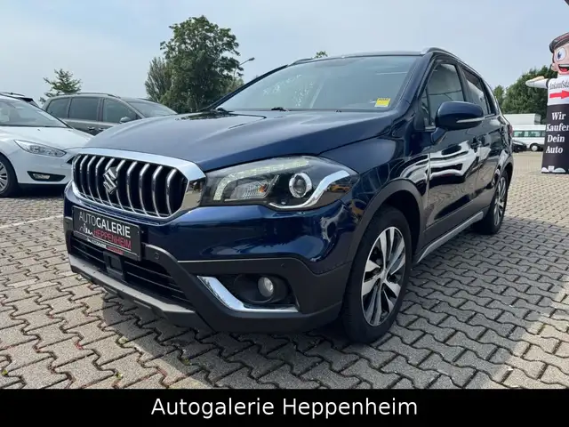 Suzuki SX4 S-Cross 4x4/AUTOMATIK/PANO/NAVI/LEDER