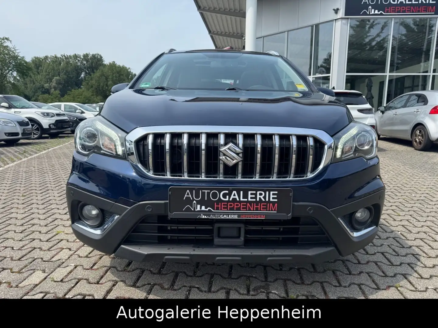 Suzuki SX4 S-Cross 4x4/AUTOMATIK/PANO/NAVI/LEDER Bleu - 2