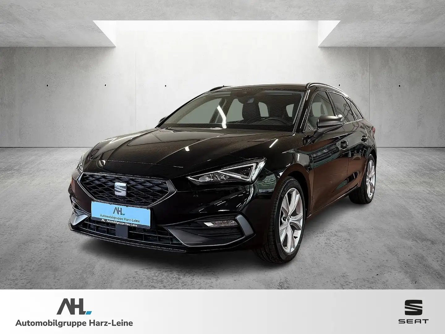 SEAT Leon Sportstourer 1.5 TSI FR LED GRA SHZ Bluetooth Schwarz - 1