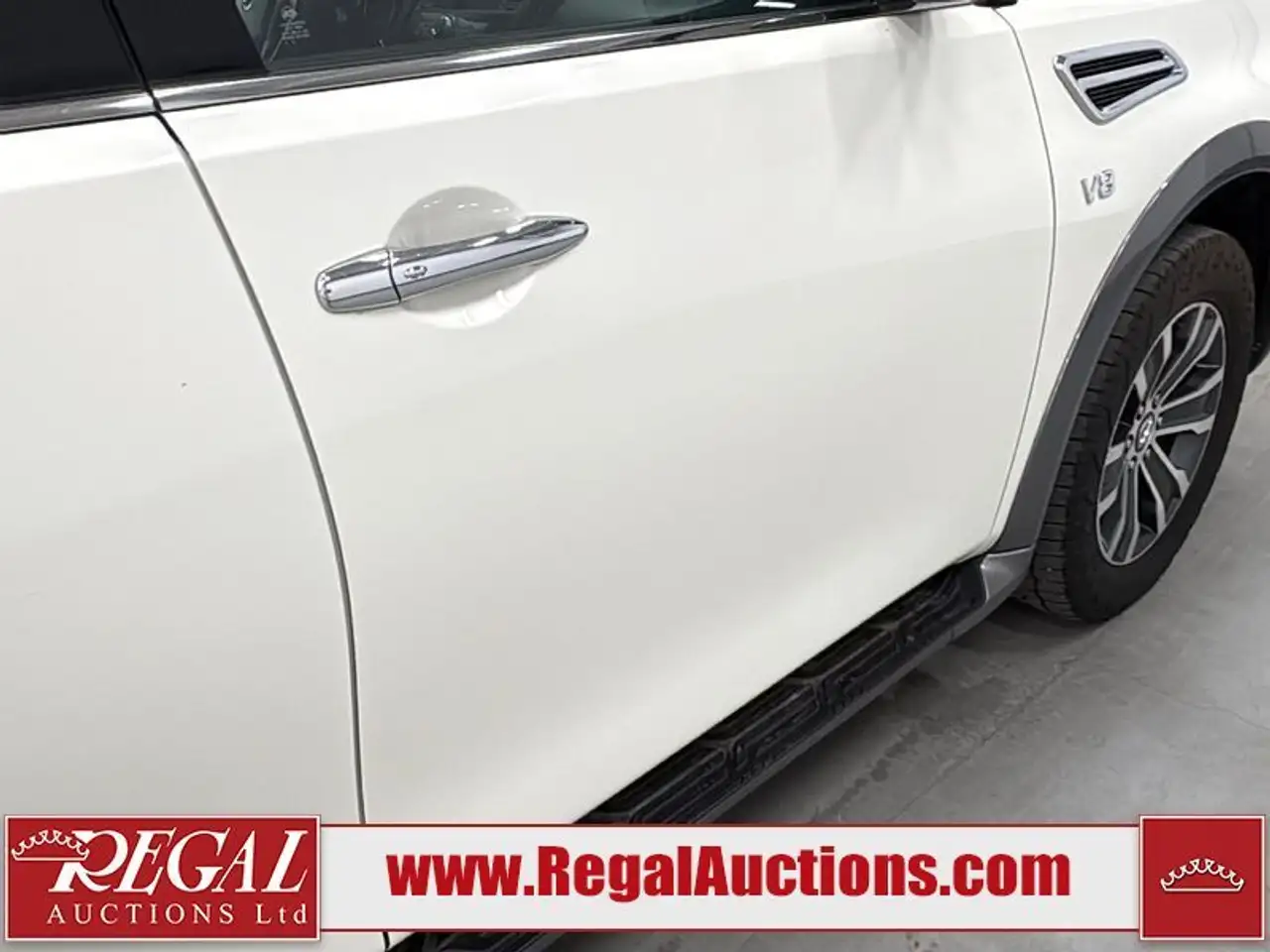 Nissan Armada снимка Nissan Armada